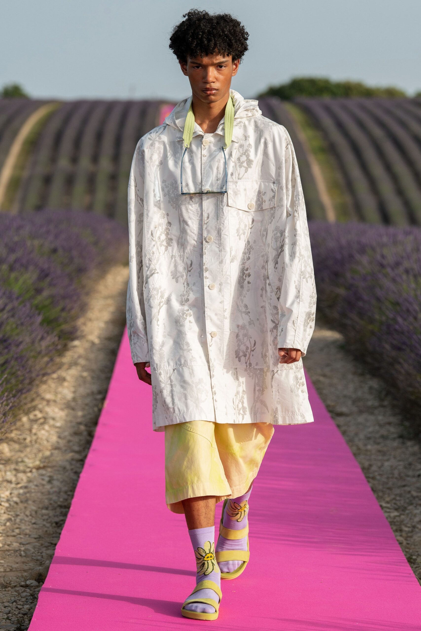 Jacquemus S/S 20 Look 50