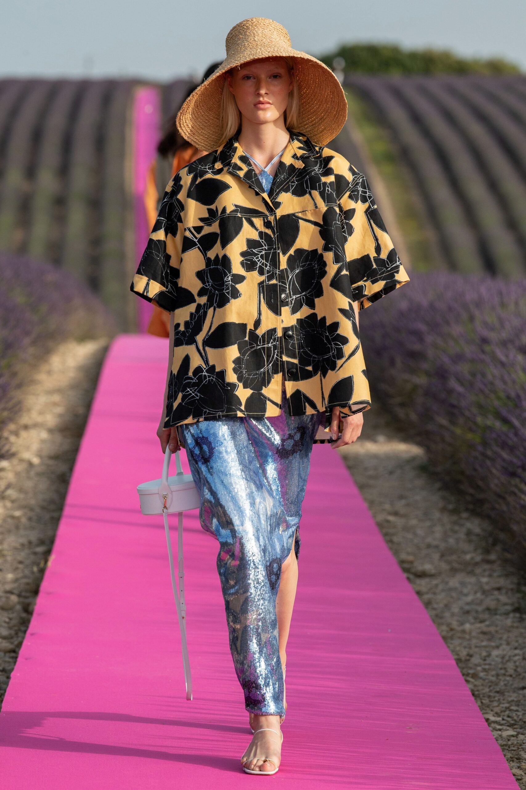 Jacquemus S/S 20 Look 62