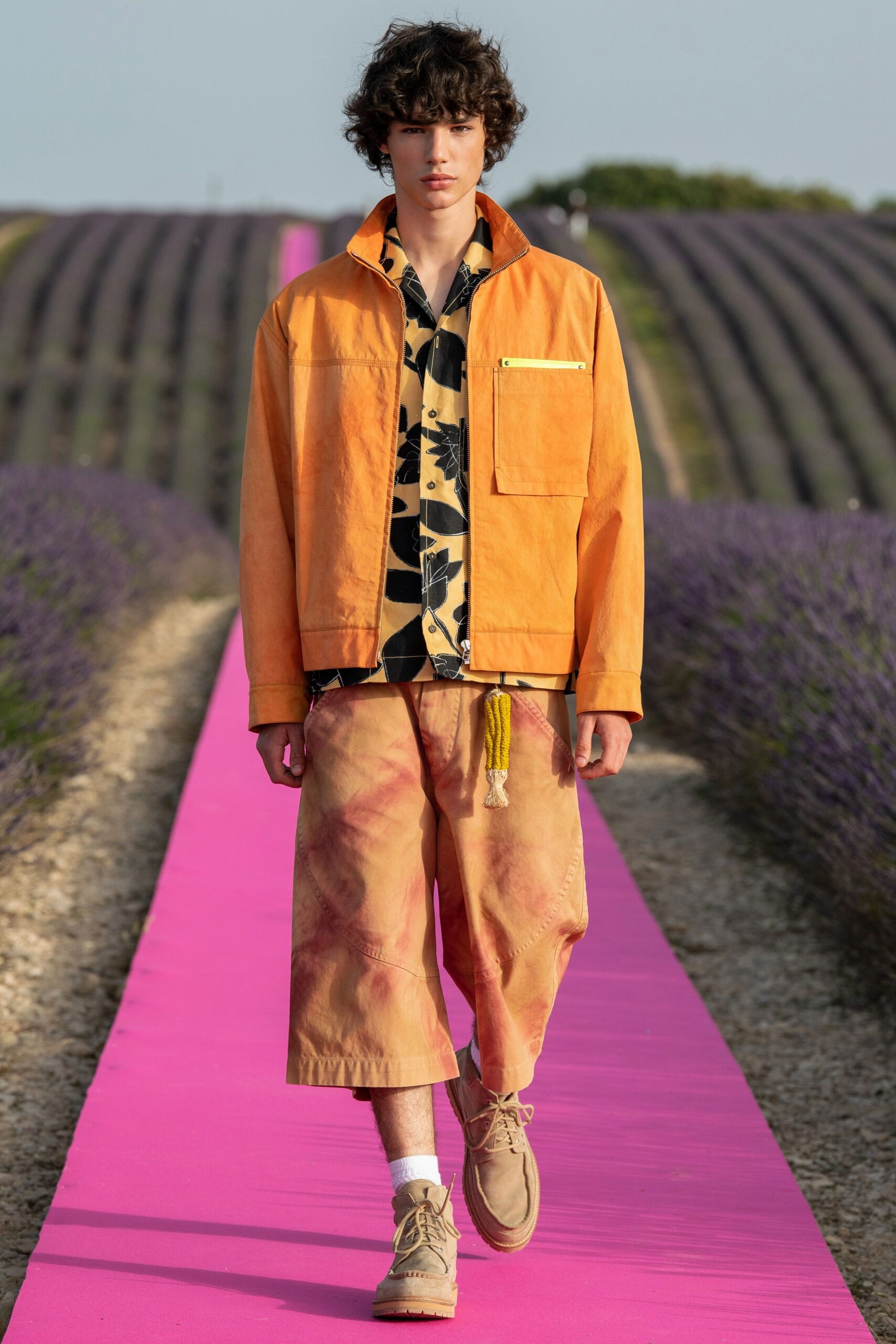 Jacquemus S/S 20 Look 65