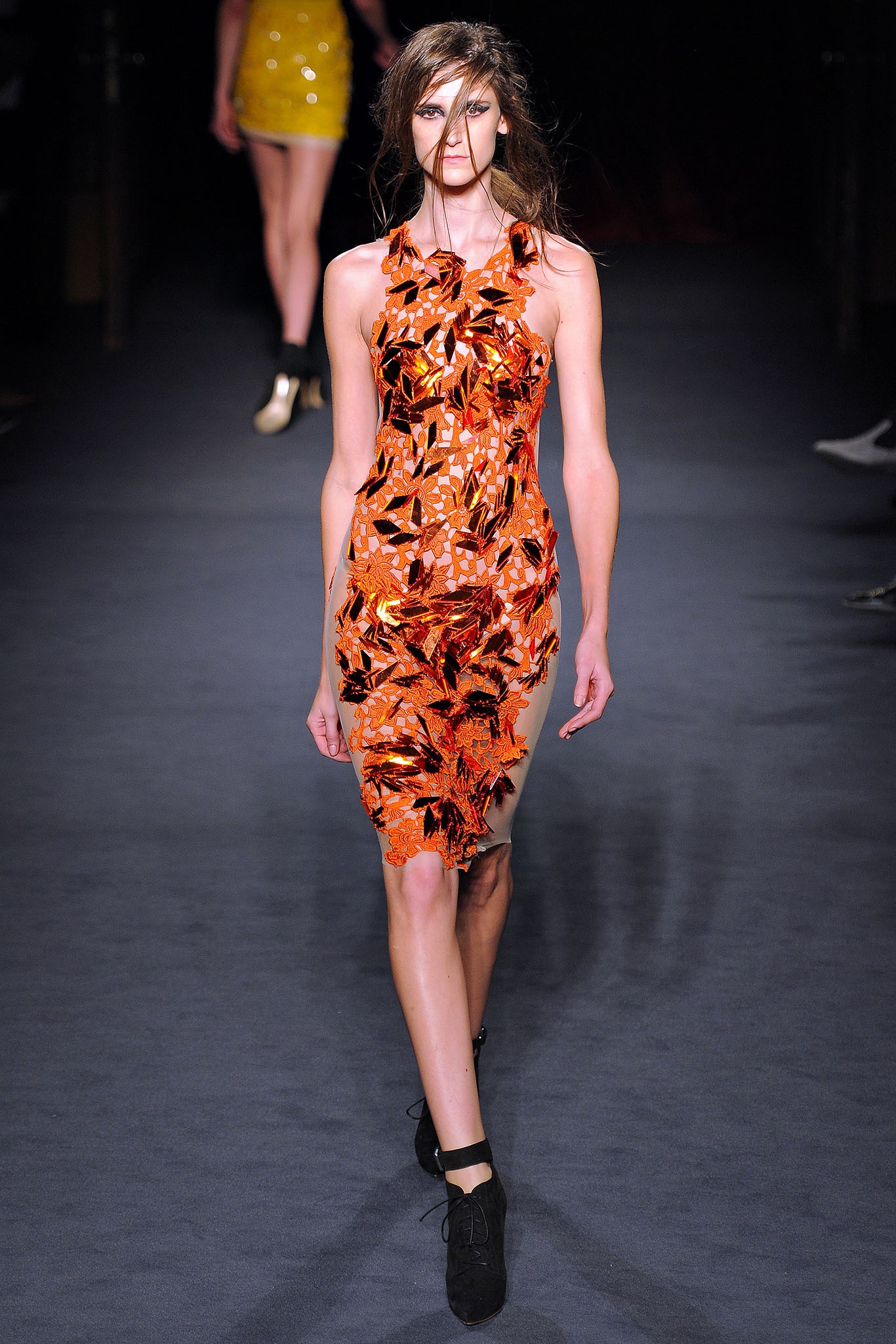 Julien Macdonald F/W 13 Look 6