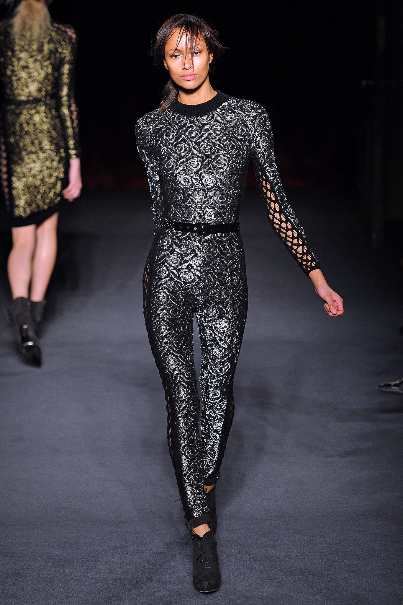 Julien Macdonald F/W 13 Look 12