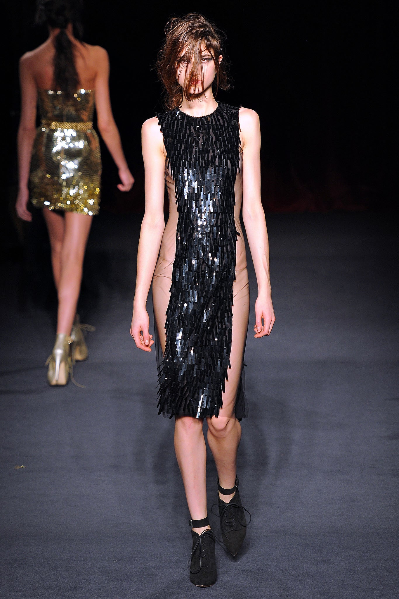 Julien Macdonald F/W 13 Look 21