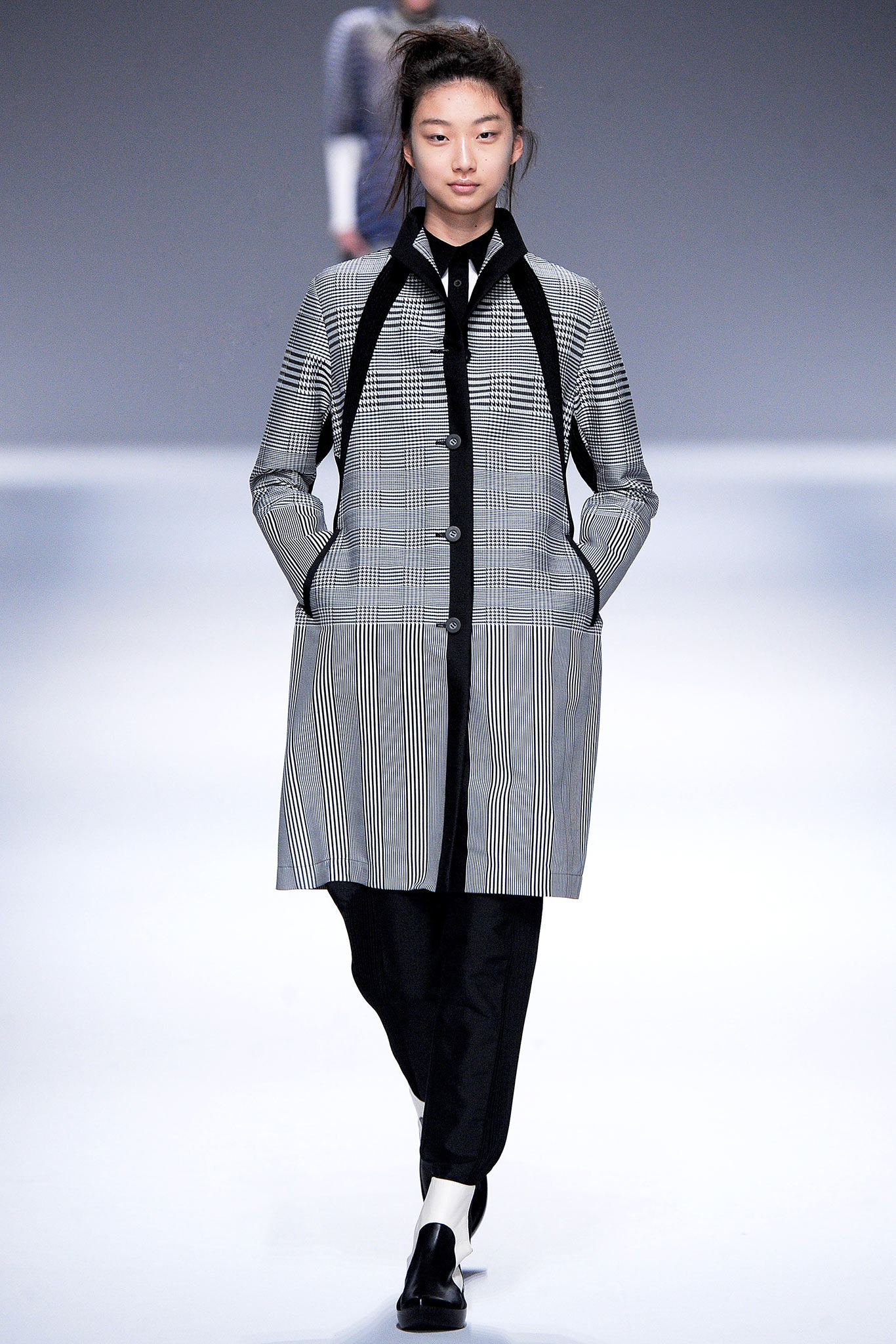 Issey Miyake F/W 13 Look 2