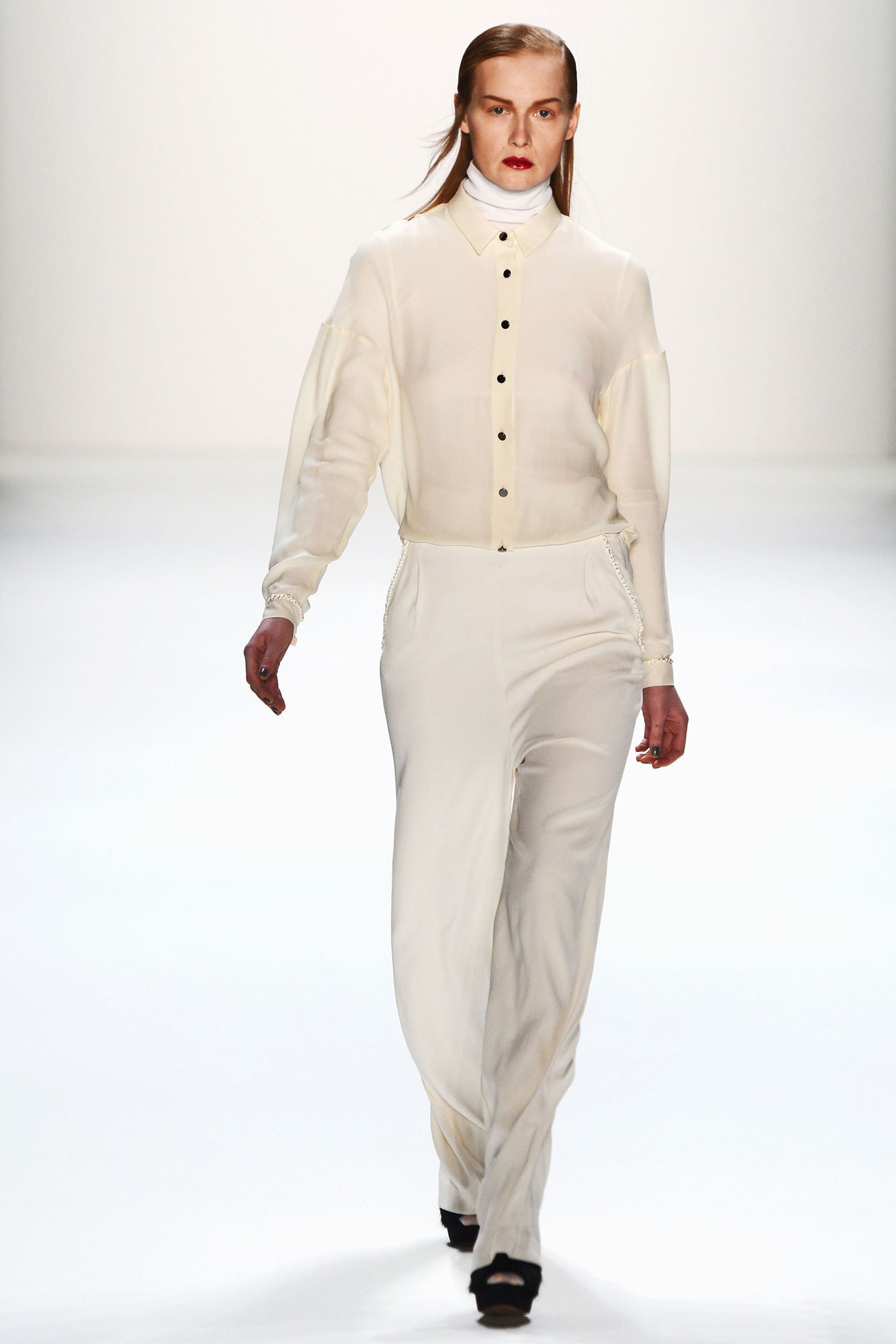 Issever Bahri F/W 13 Look 28