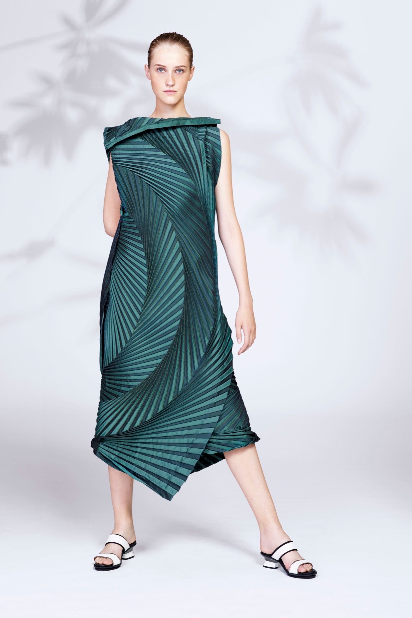 Issey Miyake Resort 2016