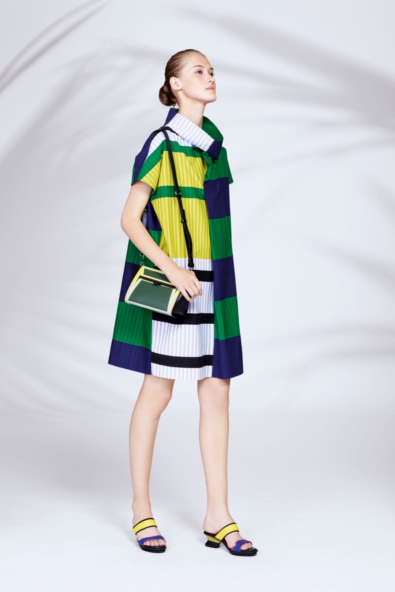 Issey Miyake Resort 16 Look 13