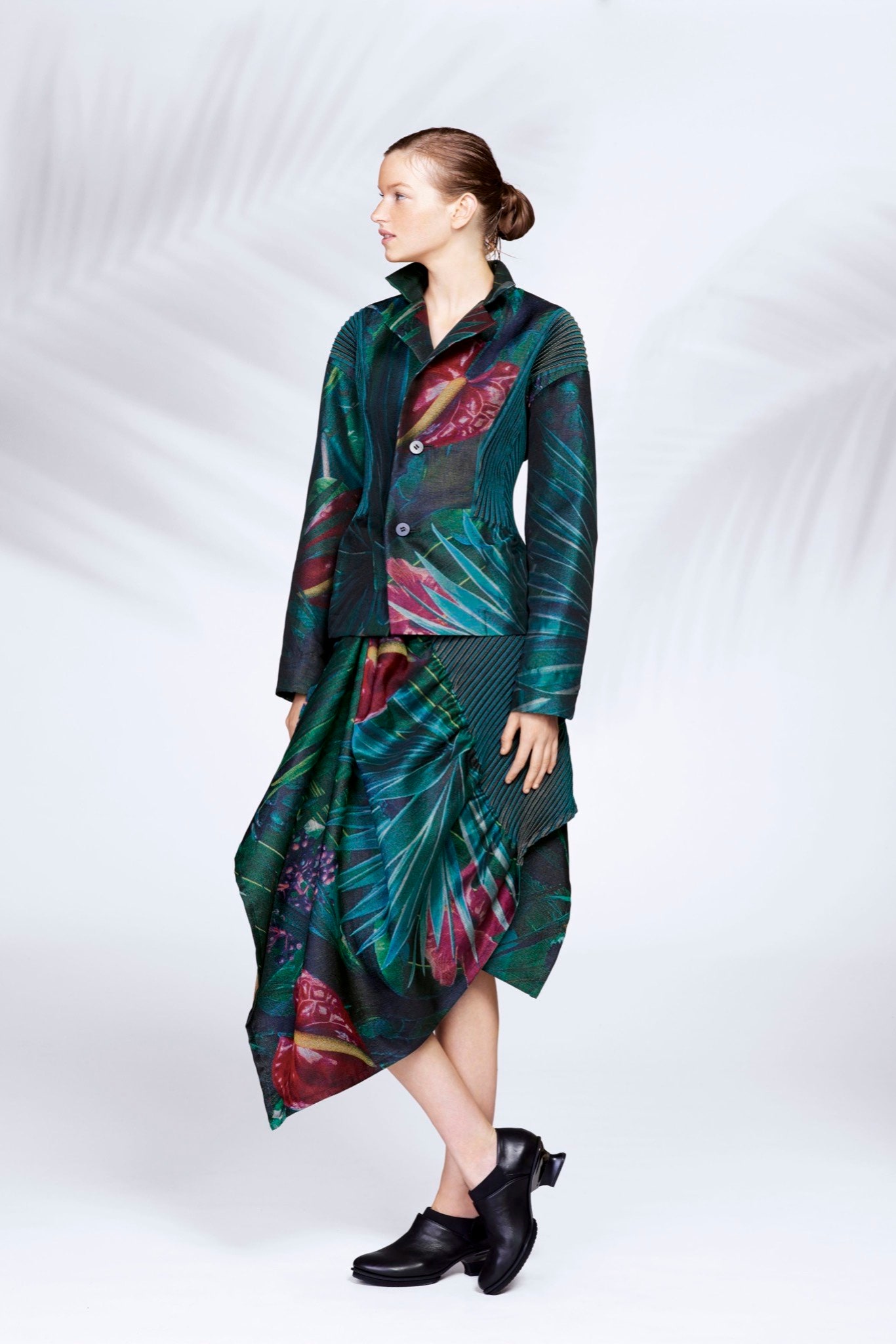 Issey Miyake Resort 16 Look 22