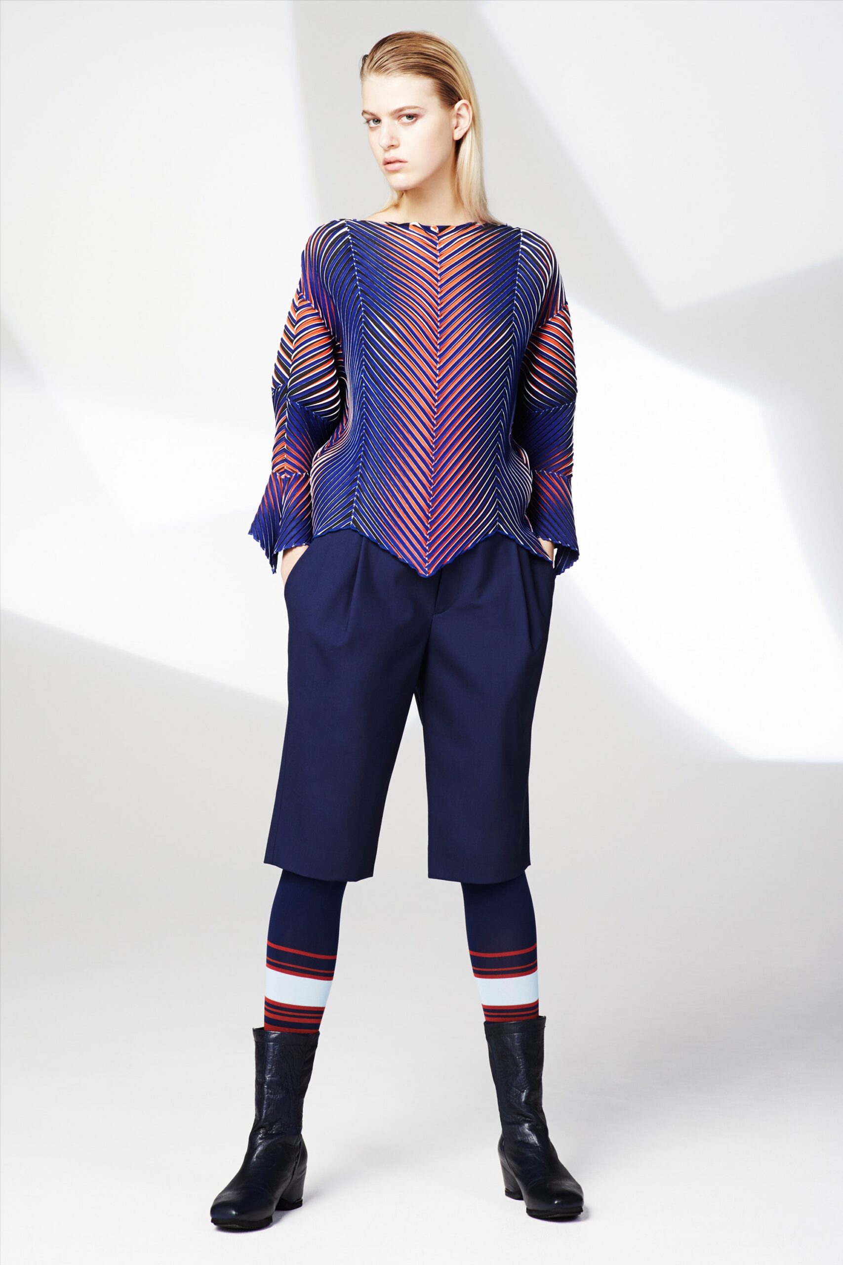 Issey Miyake F/W 16 Look 10