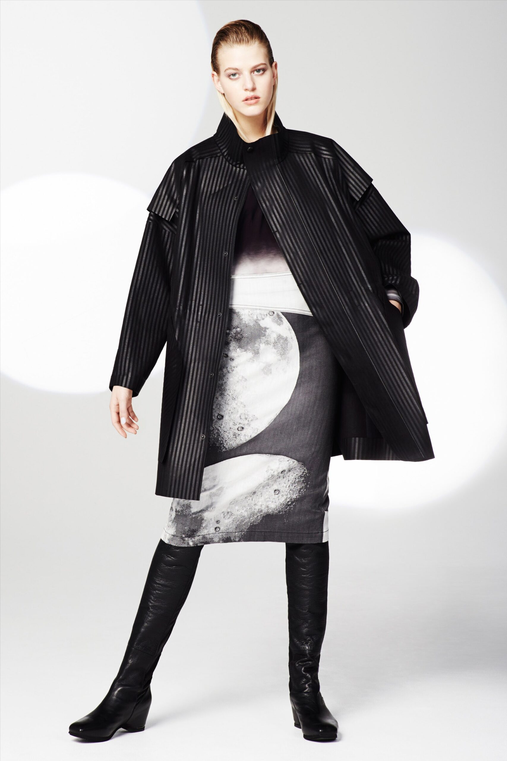 Issey Miyake F/W 16 Look 17