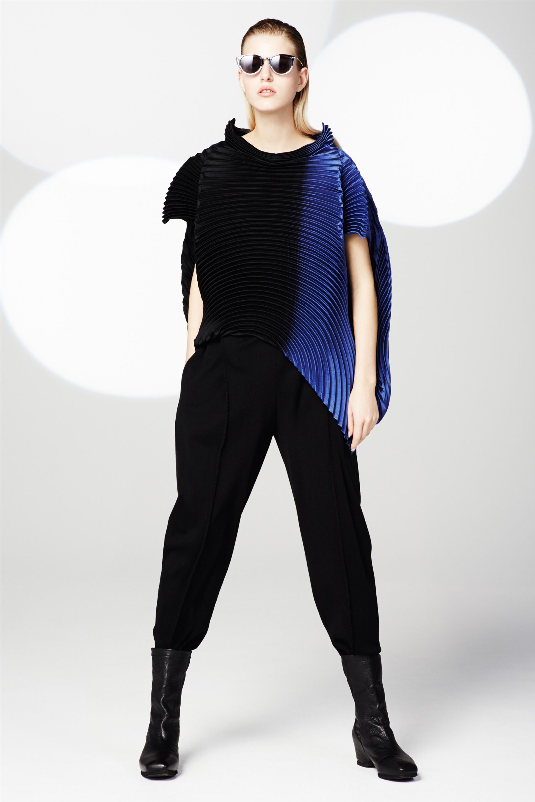 Issey Miyake F/W 16 Look 21
