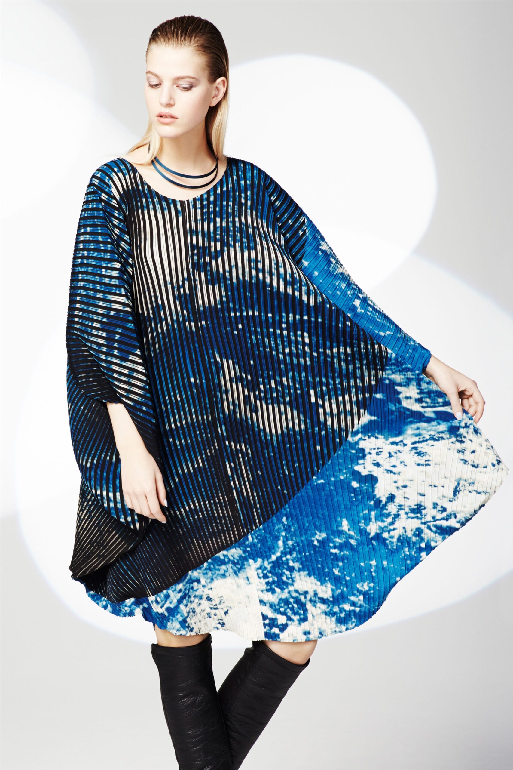 Issey Miyake F/W 16 Look 22