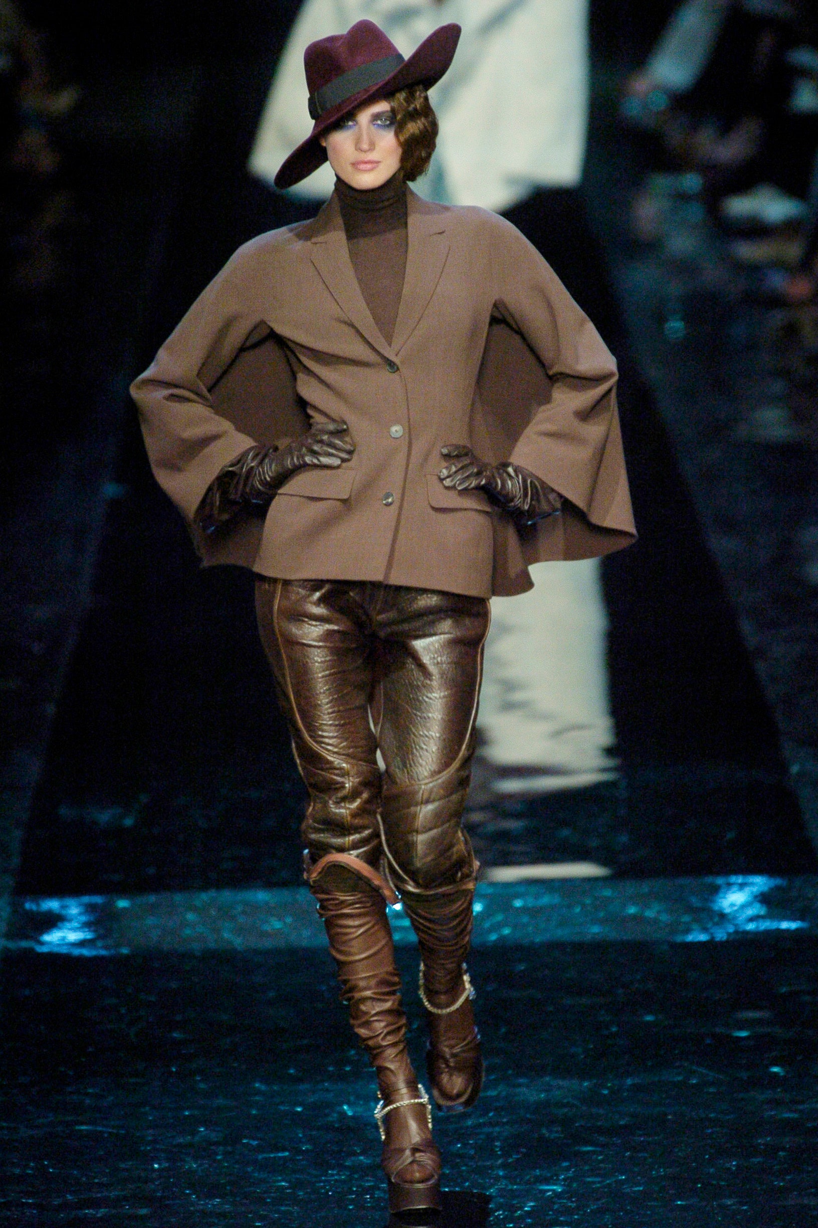 Jean Paul Gaultier F/W 04 Couture Look 6