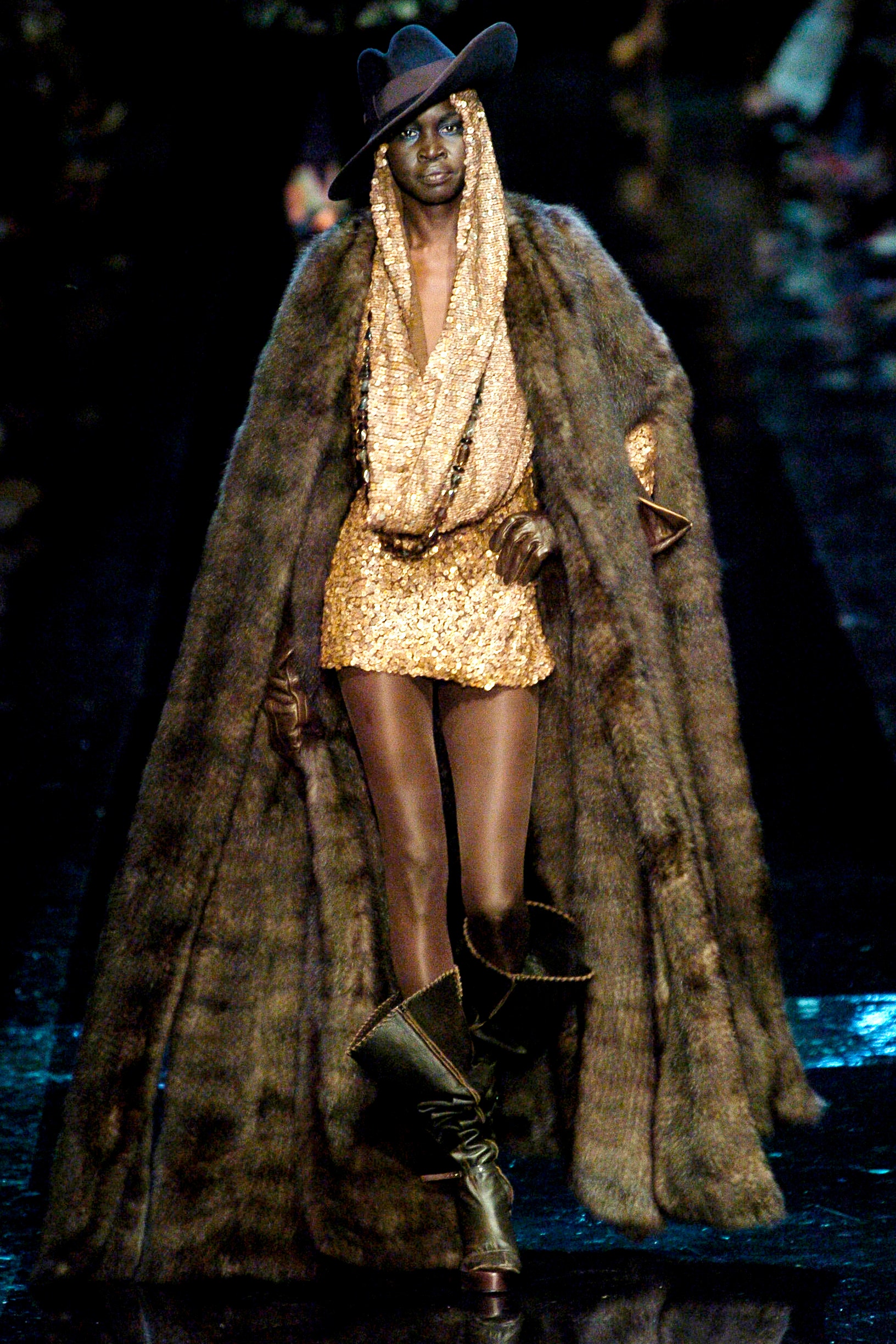 Jean Paul Gaultier F/W 04 Couture Look 15