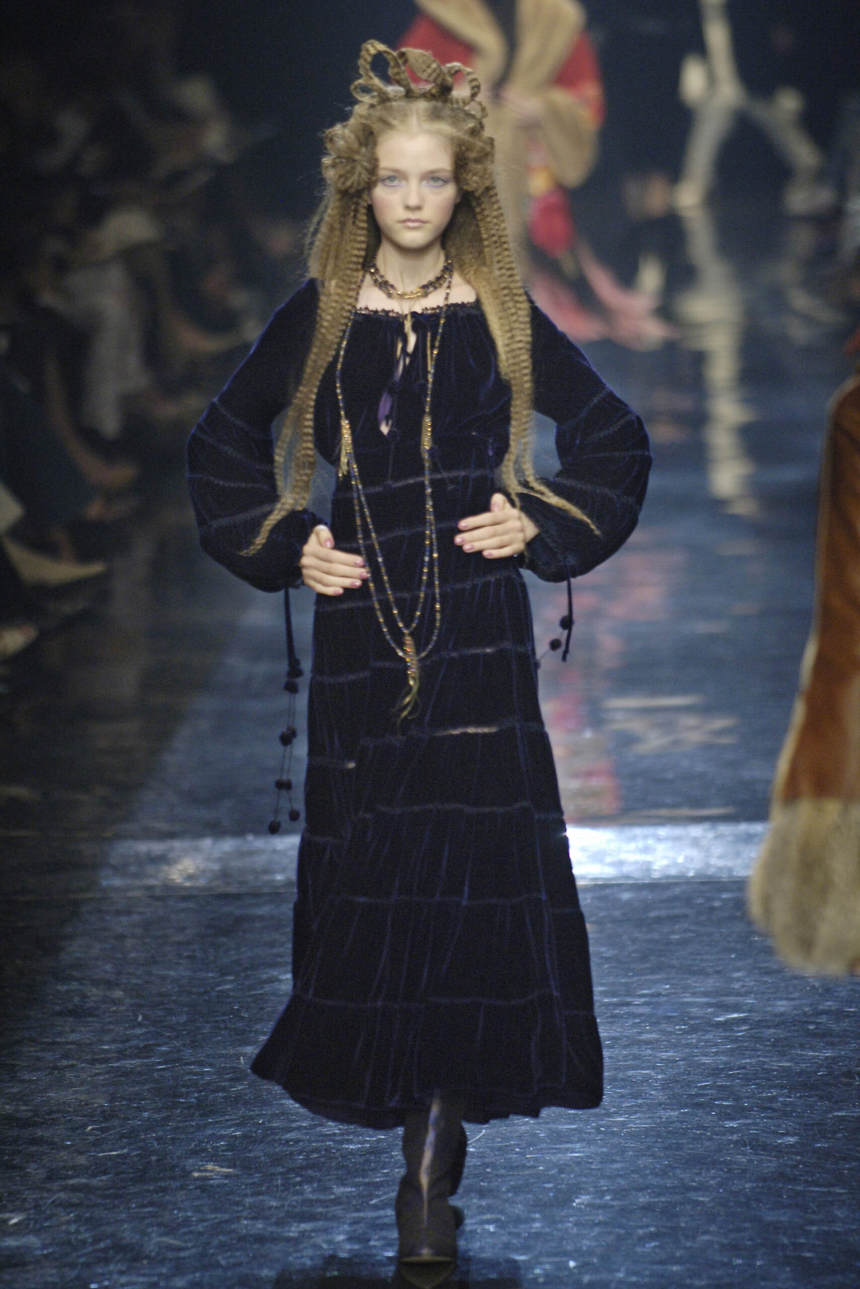 Jean Paul Gaultier F/W 05 Couture Look 21