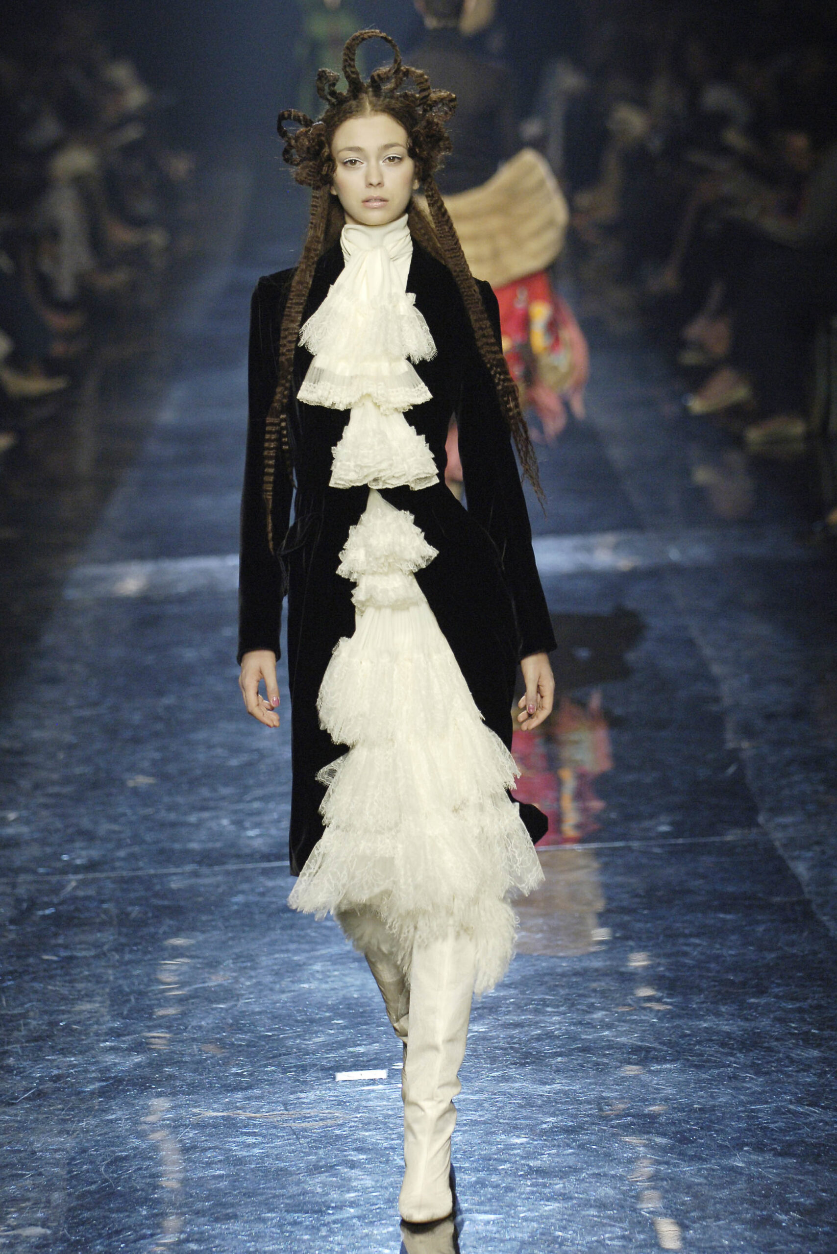 Jean Paul Gaultier F/W 05 Couture Look 23