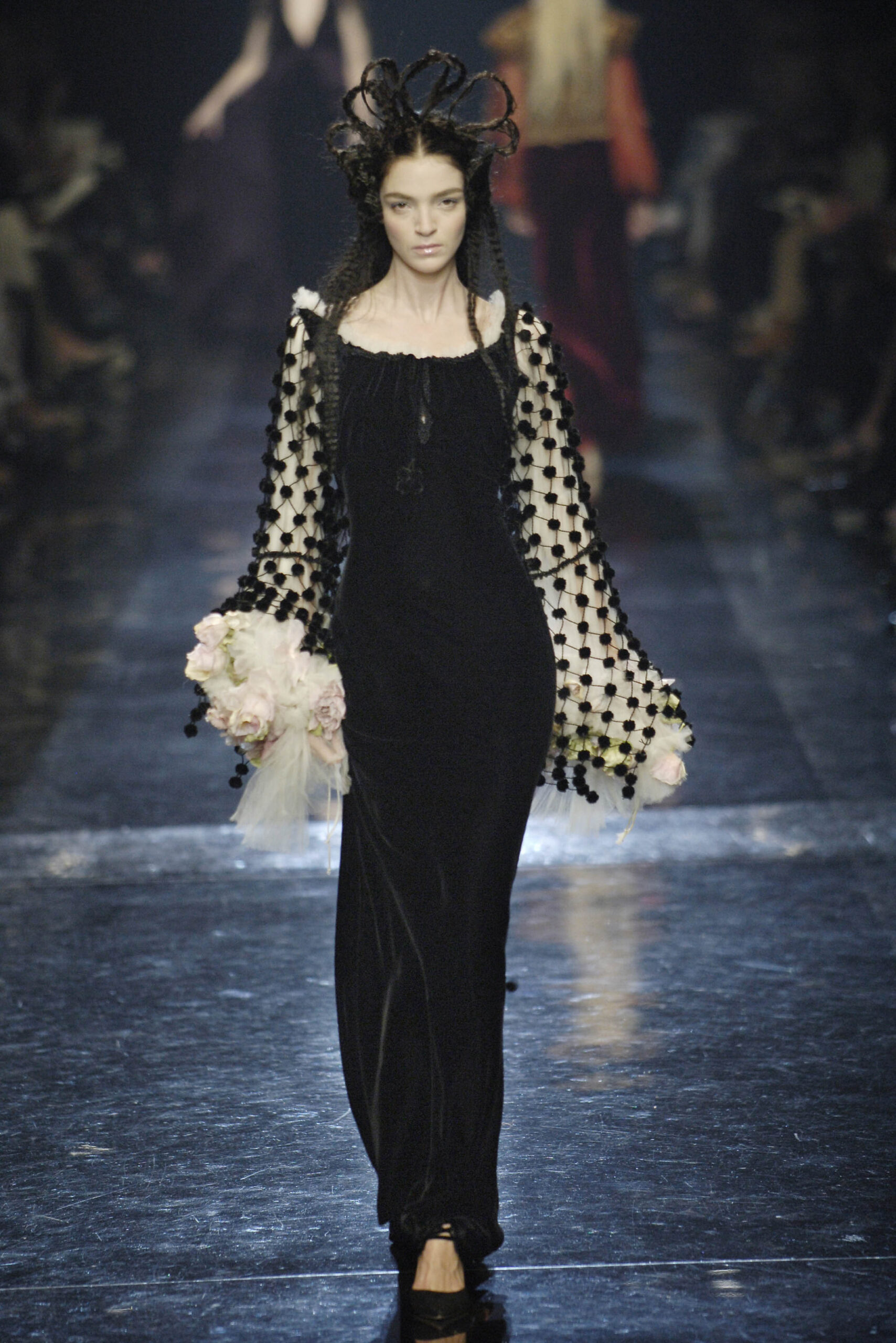 Jean Paul Gaultier F/W 05 Couture Look 32
