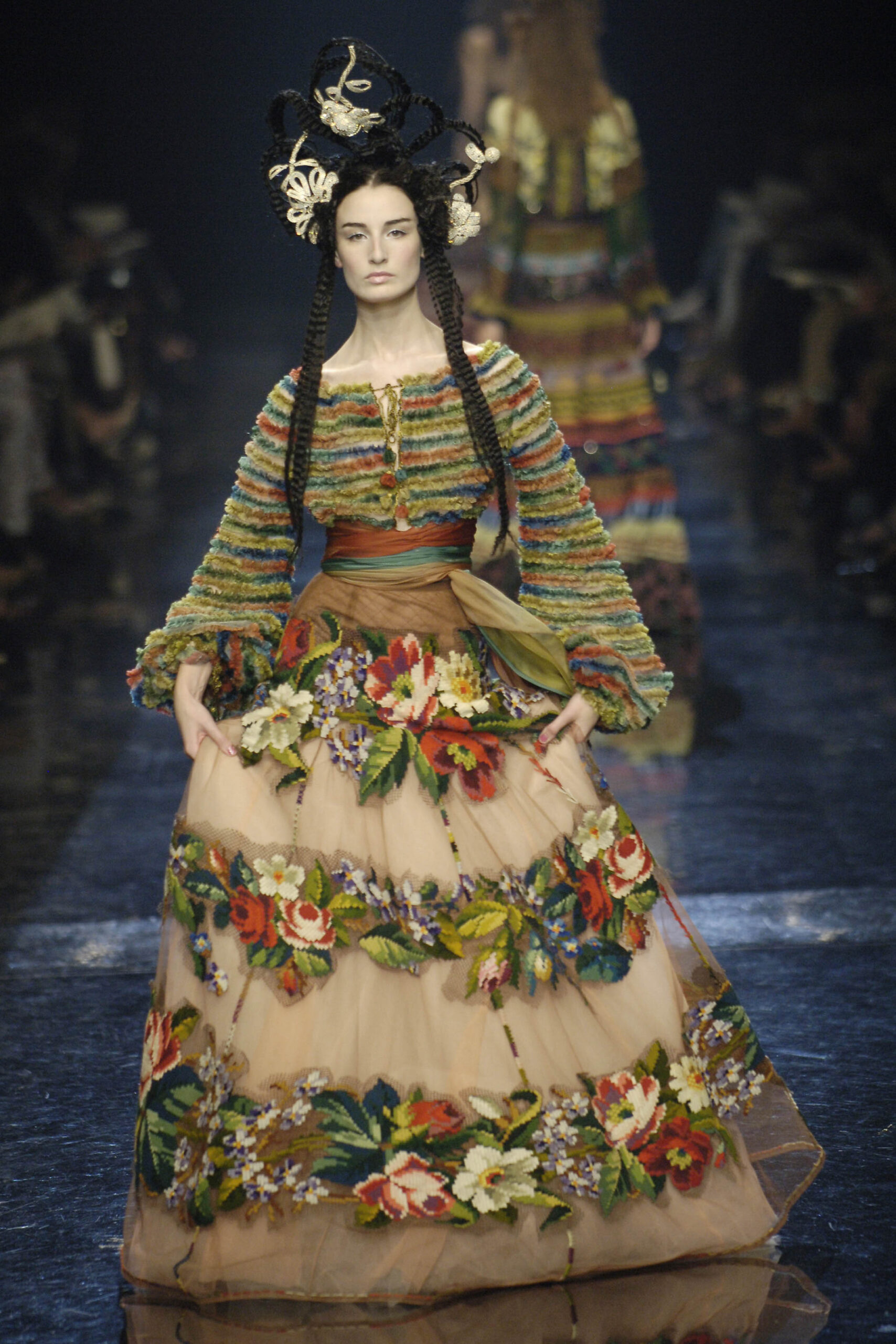 Jean Paul Gaultier F/W 05 Couture Look 38