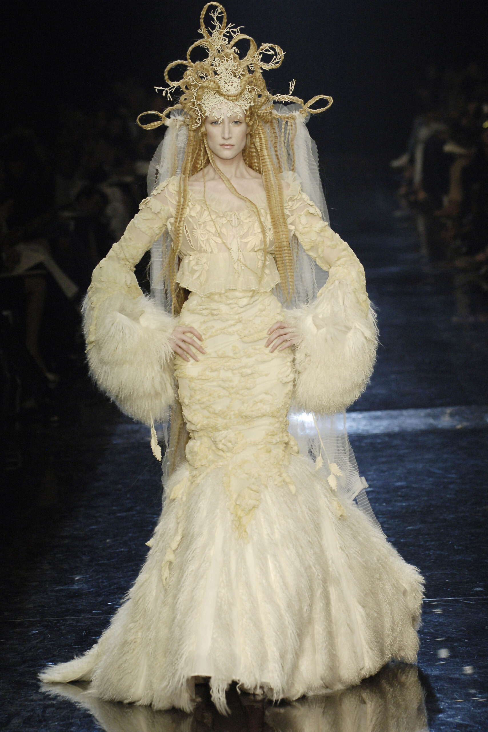 Jean Paul Gaultier F/W 05 Couture Look 39