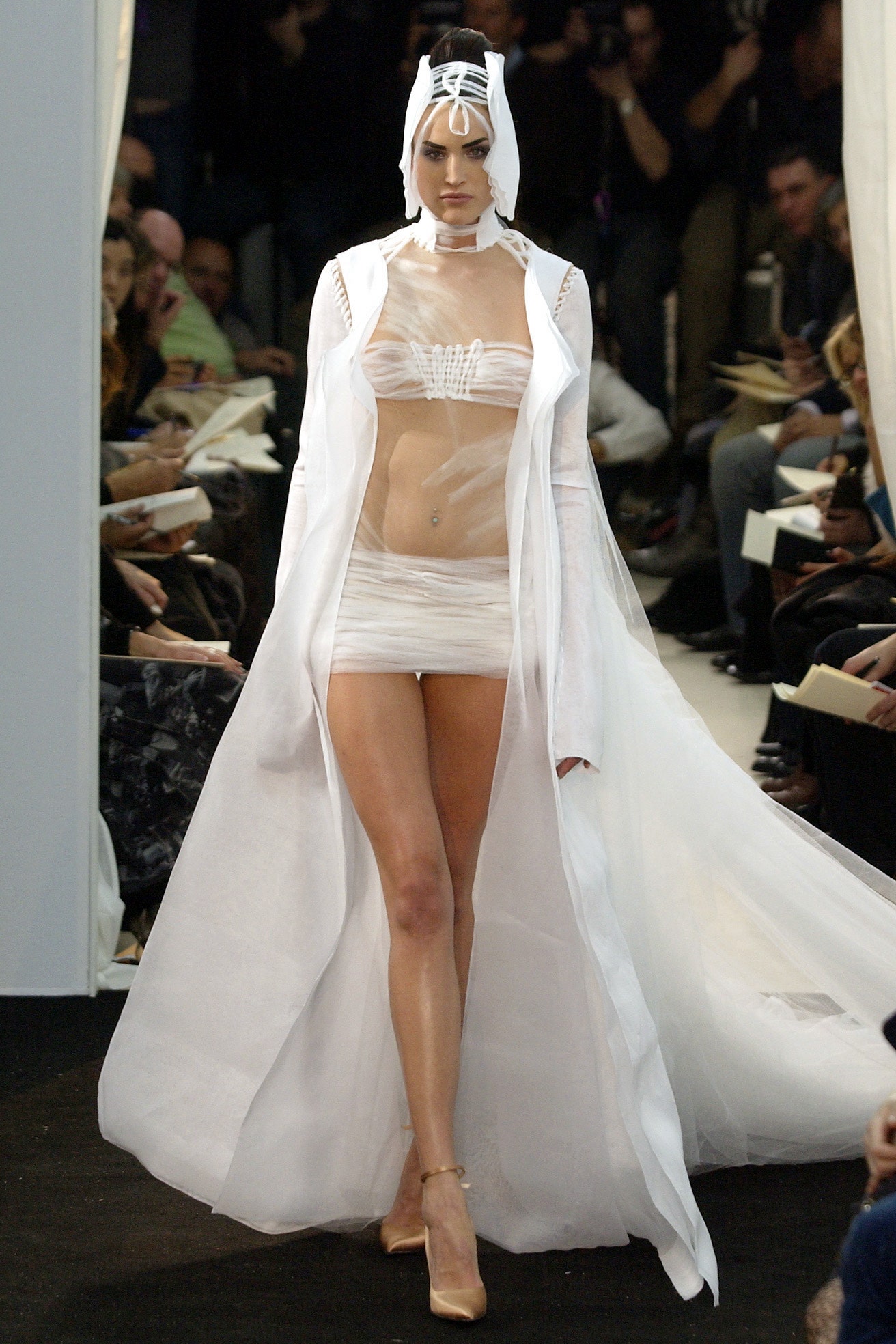 Jean Paul Gaultier S/S 04 Couture Look 27