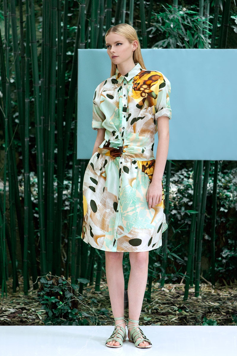 John Galliano Resort 13 Look 17