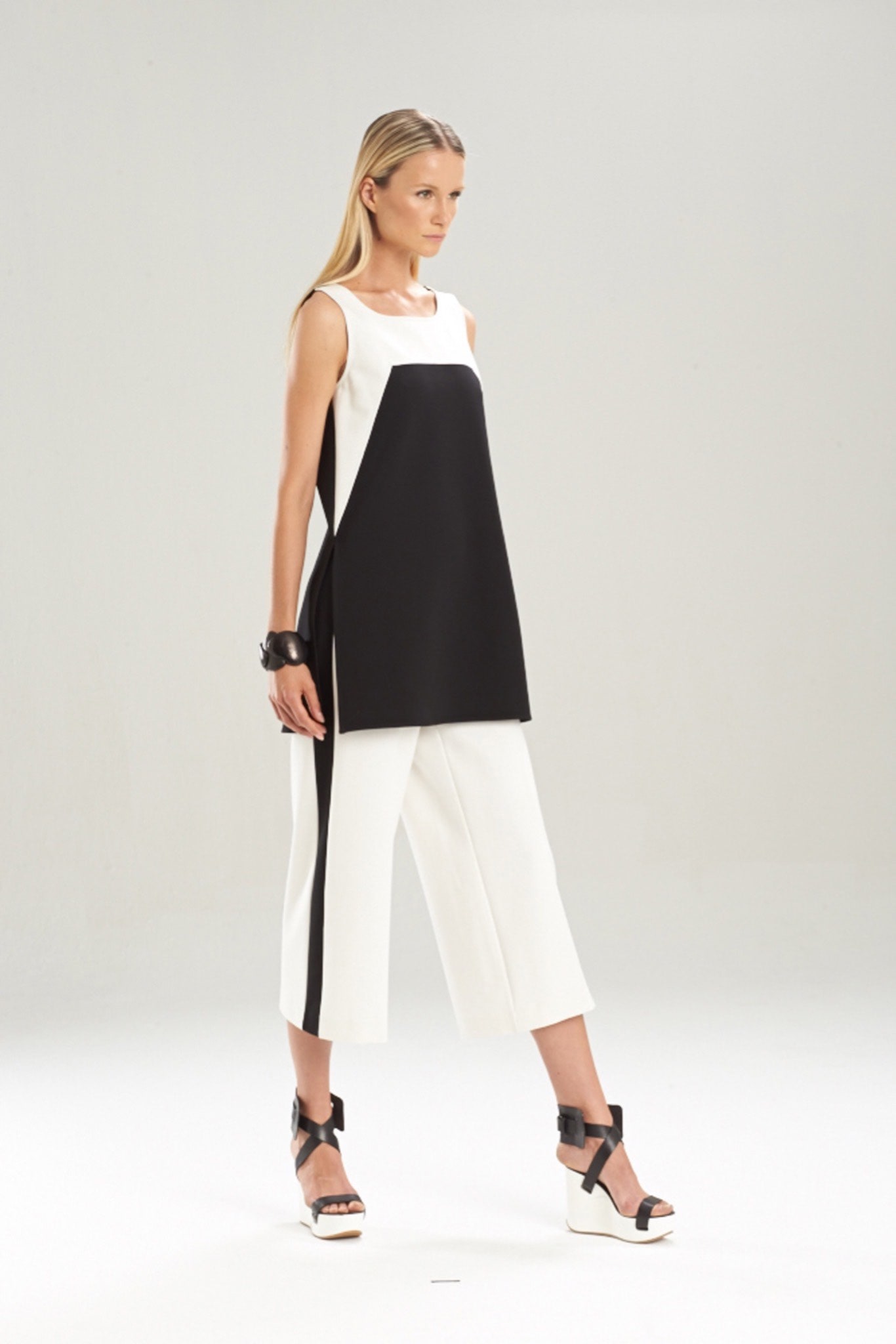 Josie Natori Resort 2016