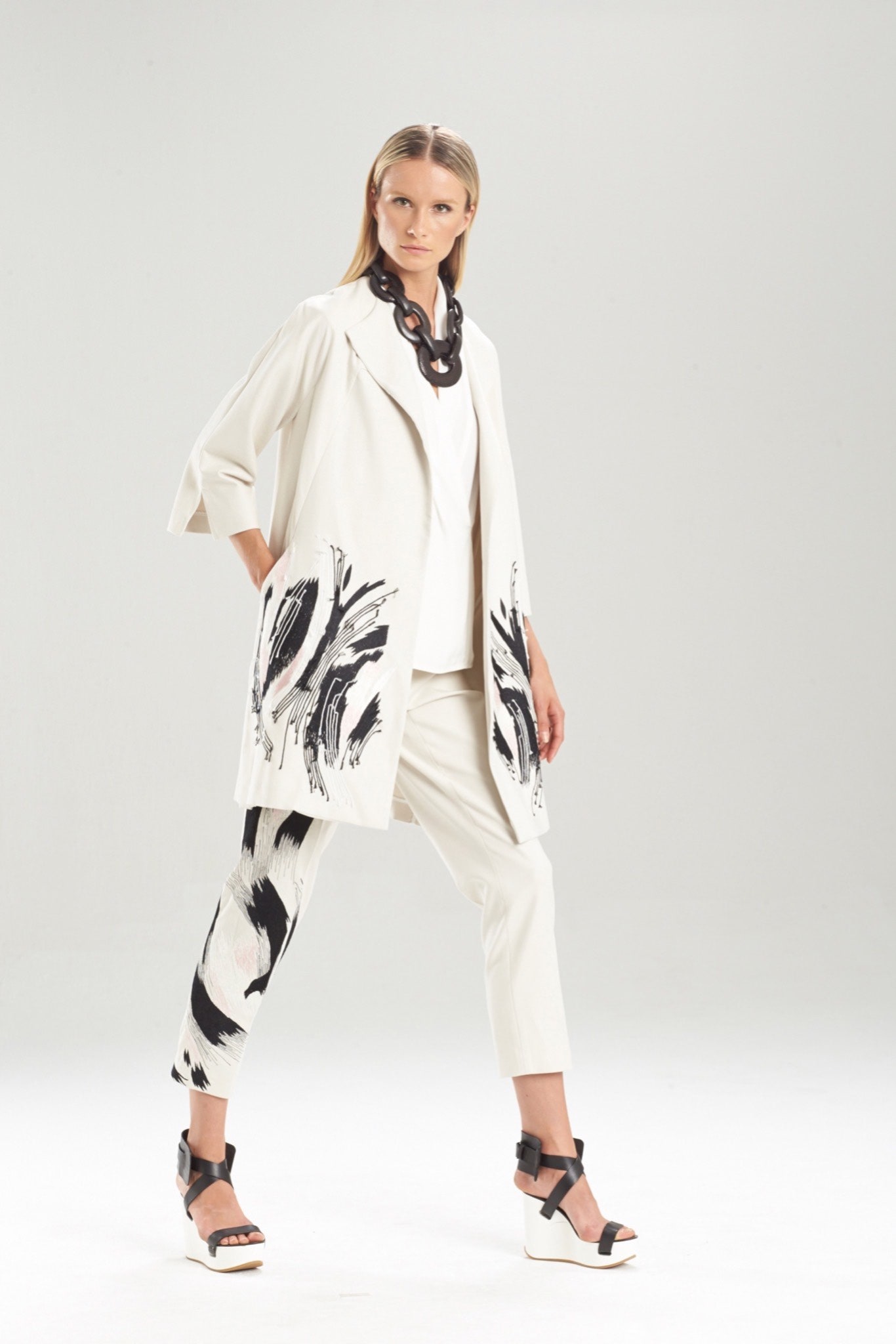 Josie Natori Resort 16 Look 11