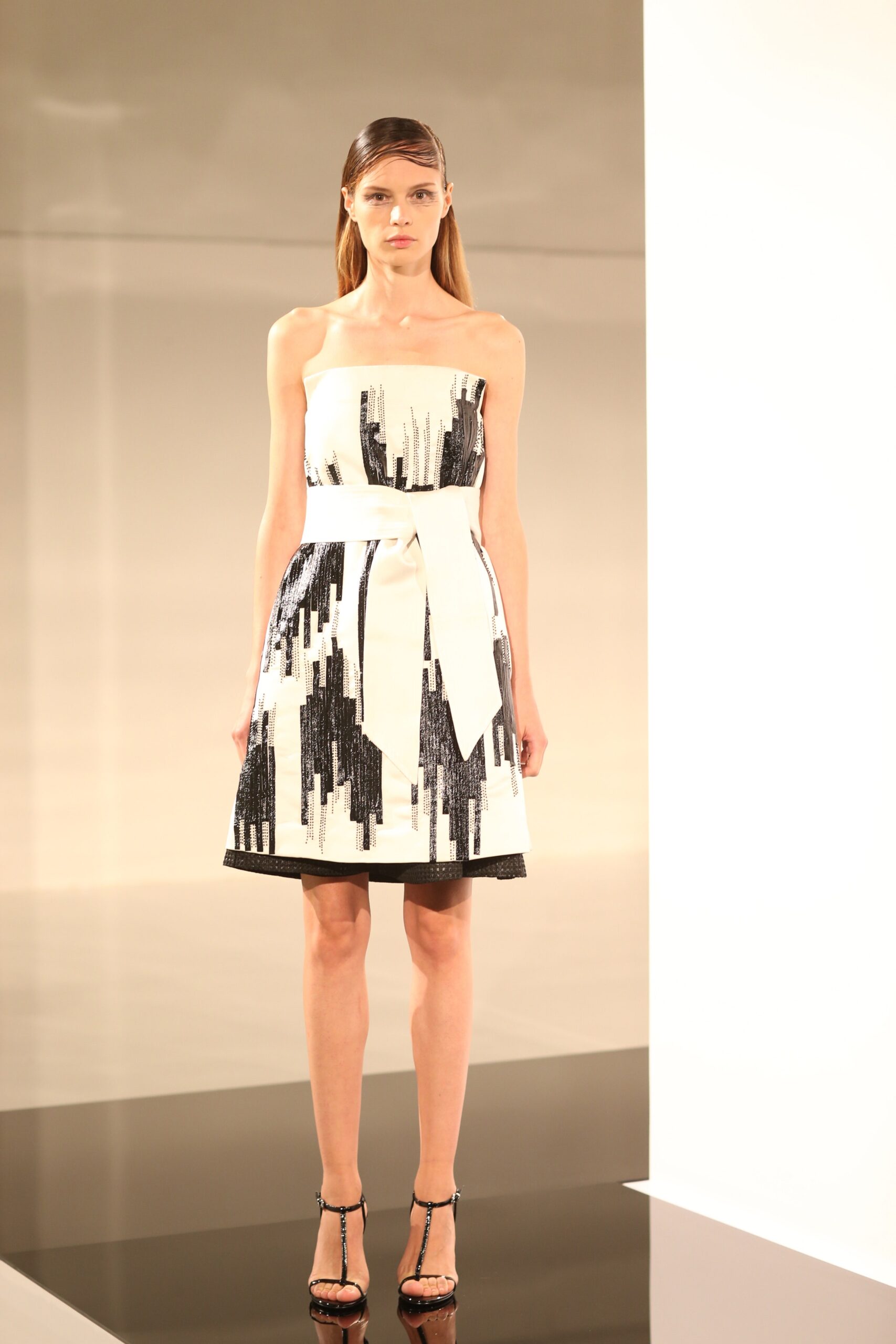 Josie Natori S/S 16 Look 4