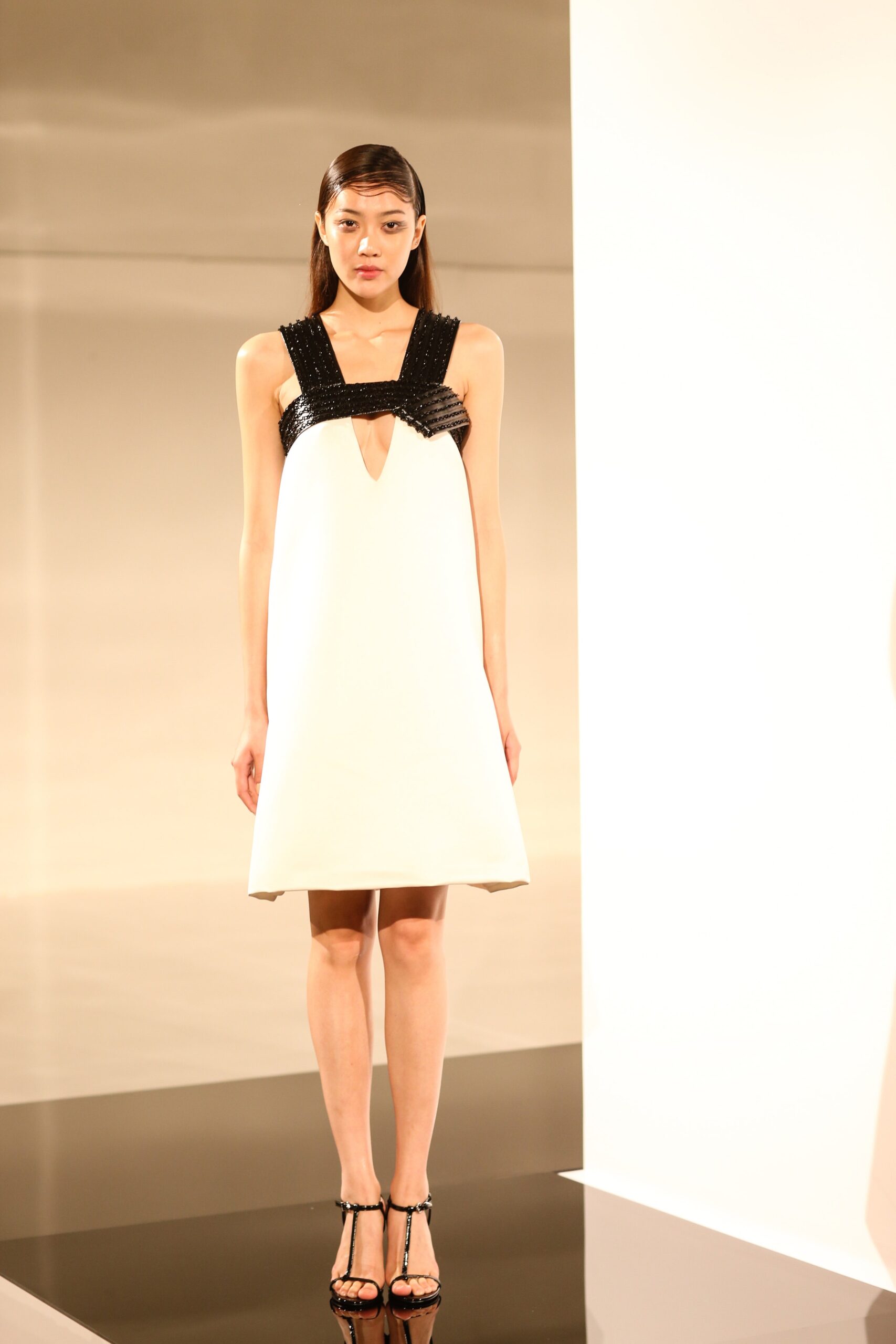 Josie Natori S/S 16 Look 5