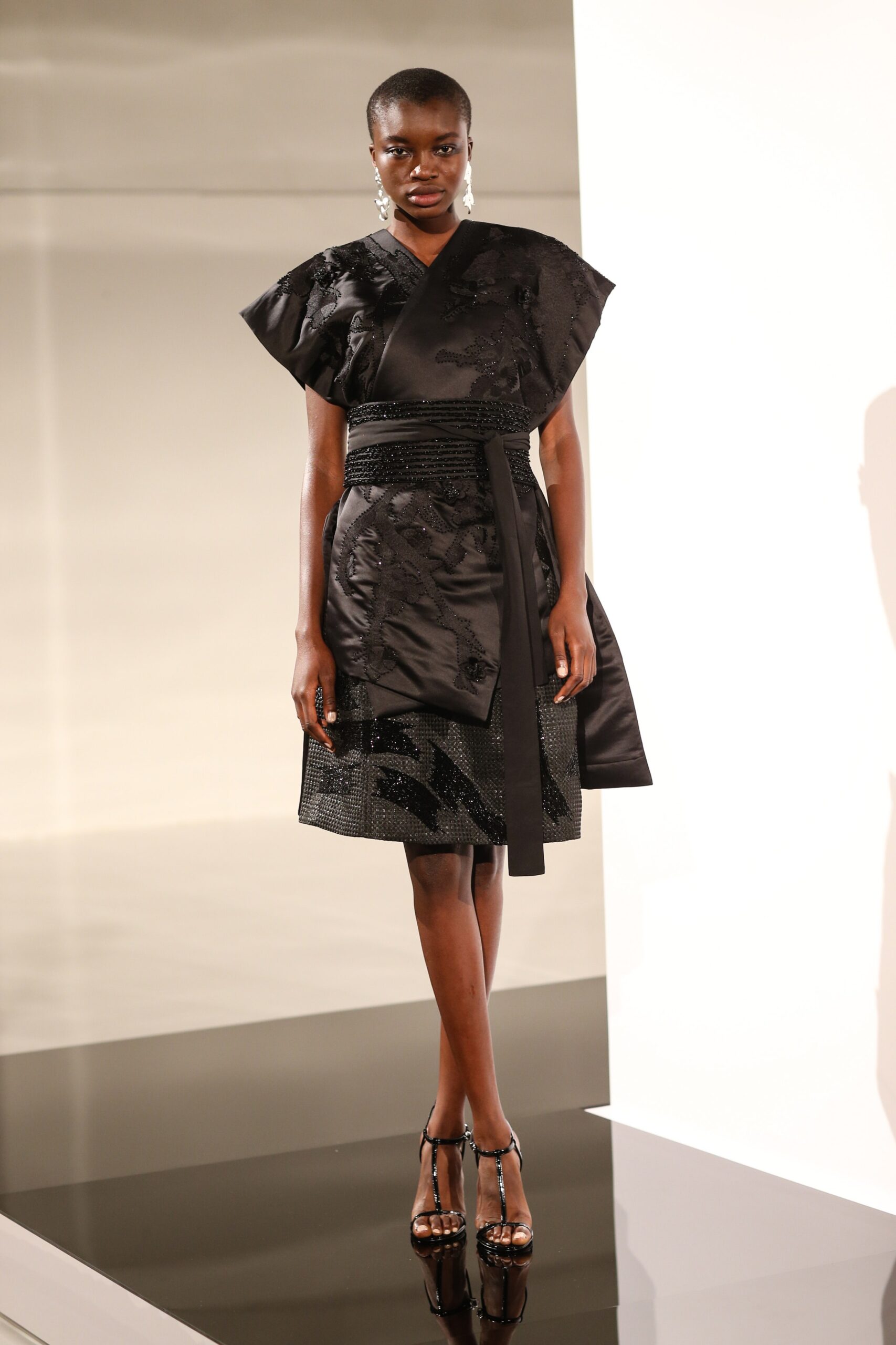 Josie Natori S/S 16 Look 6