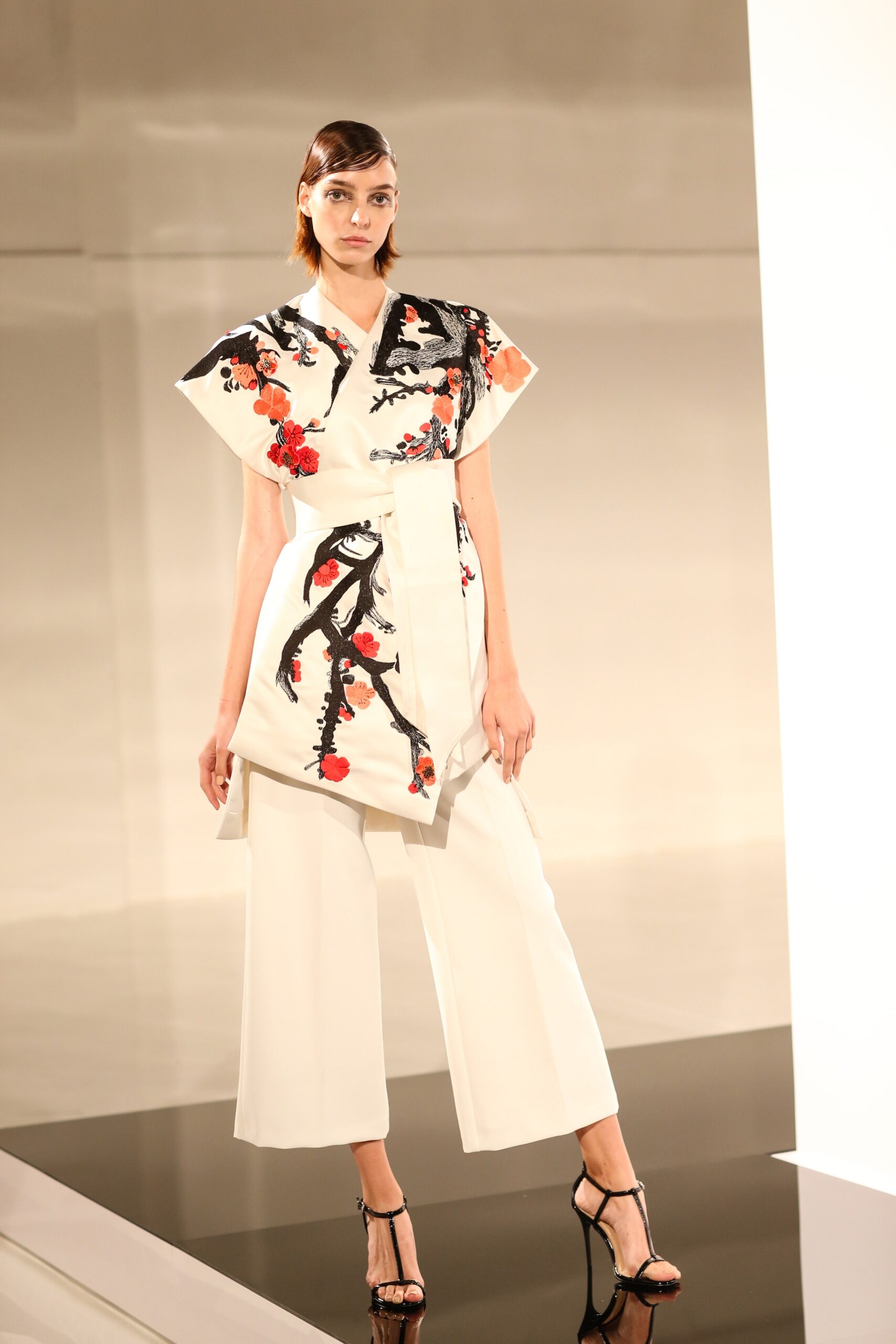 Josie Natori S/S 16 Look 7