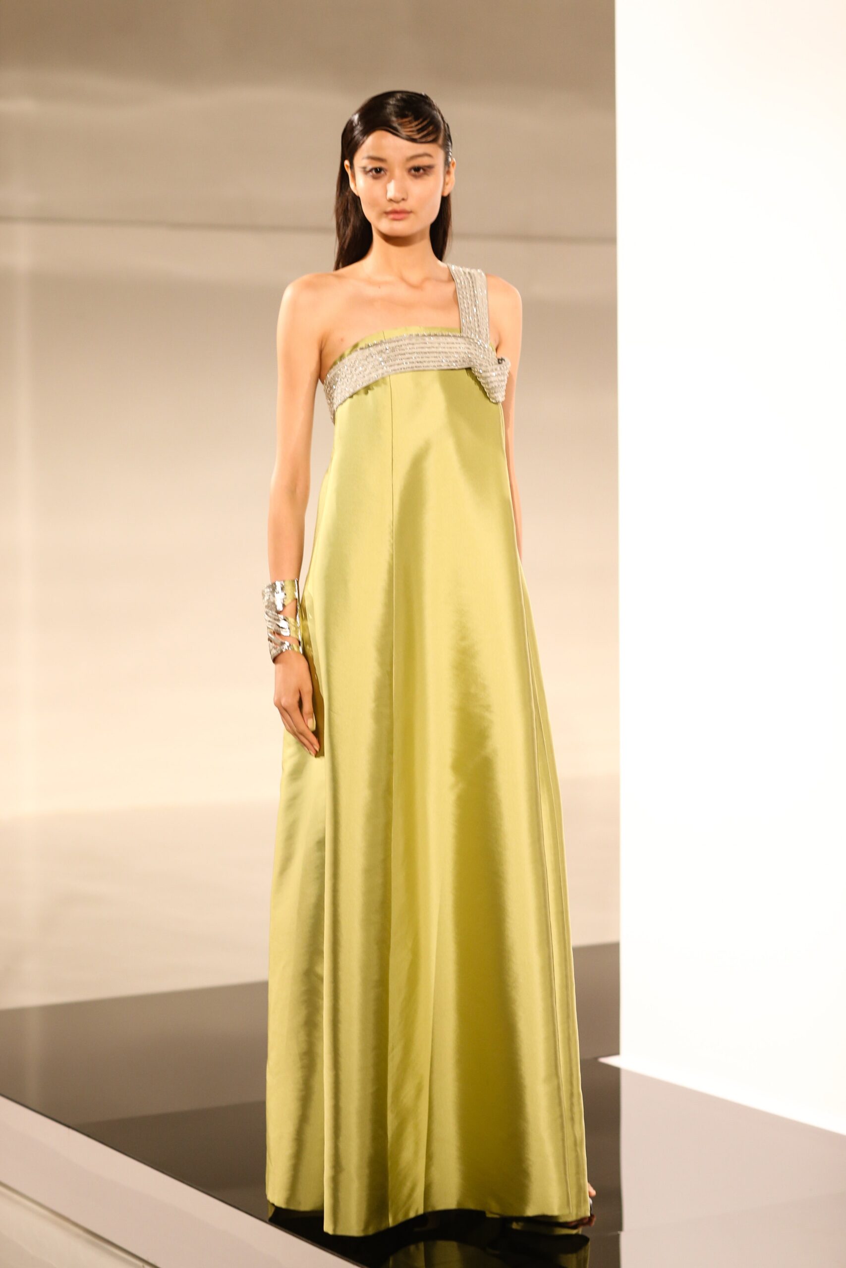 Josie Natori S/S 16 Look 17