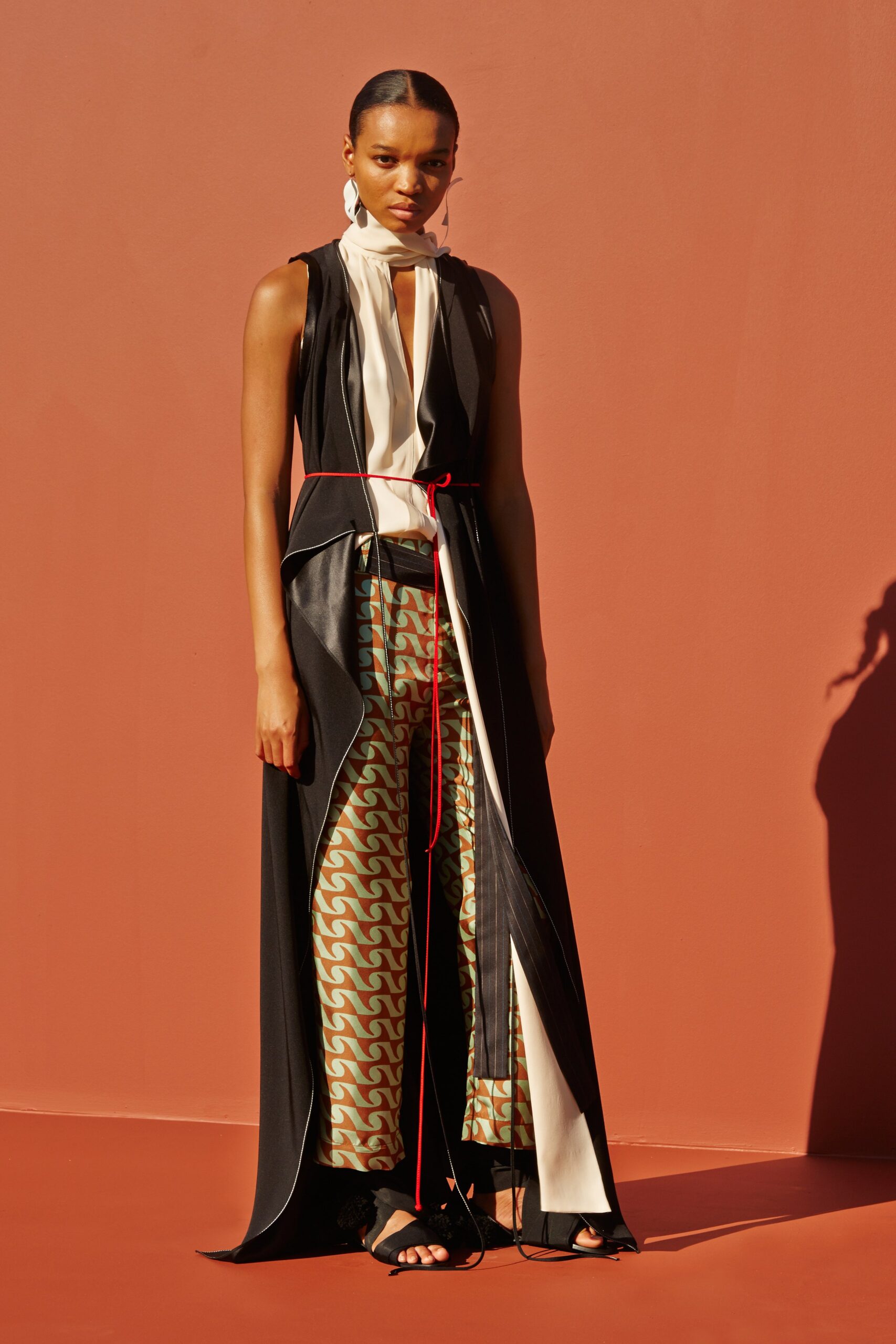 Juan Carlos Obando S/S 16 Look 17