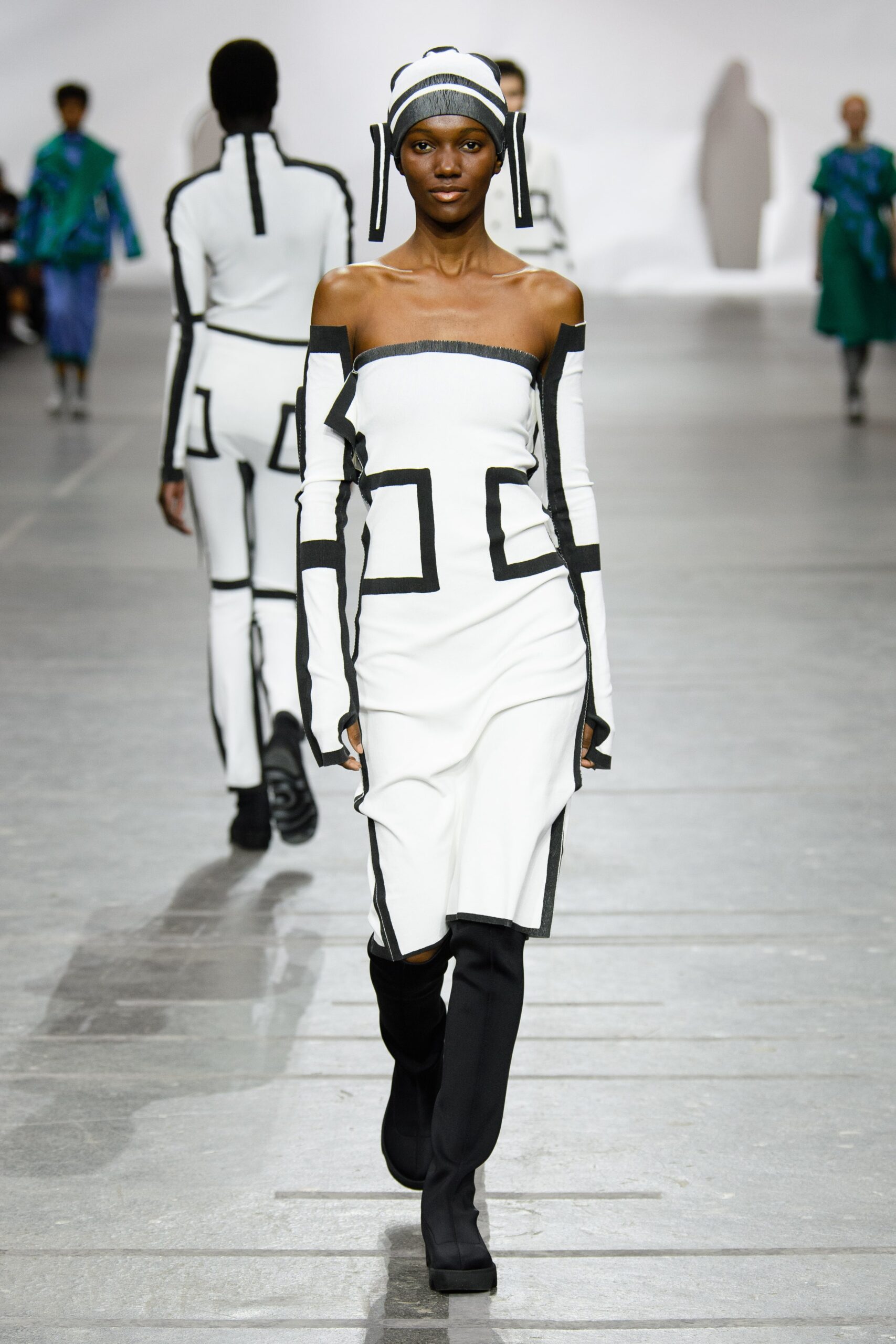 Issey Miyake F/W 20 Look 4