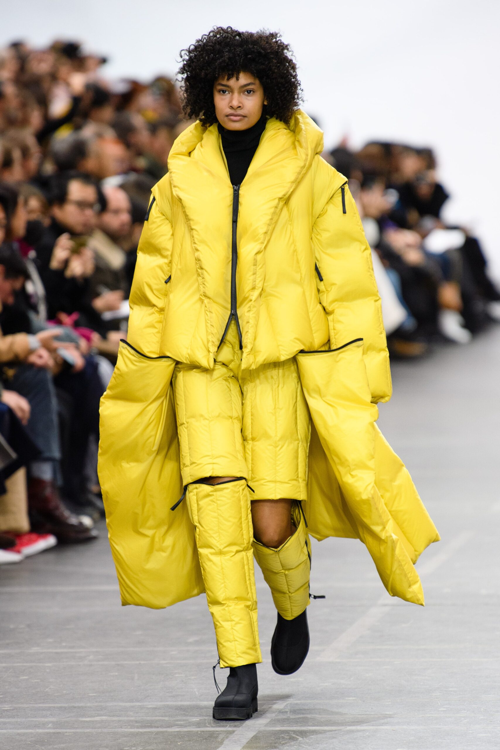 Issey Miyake F/W 20 Look 23