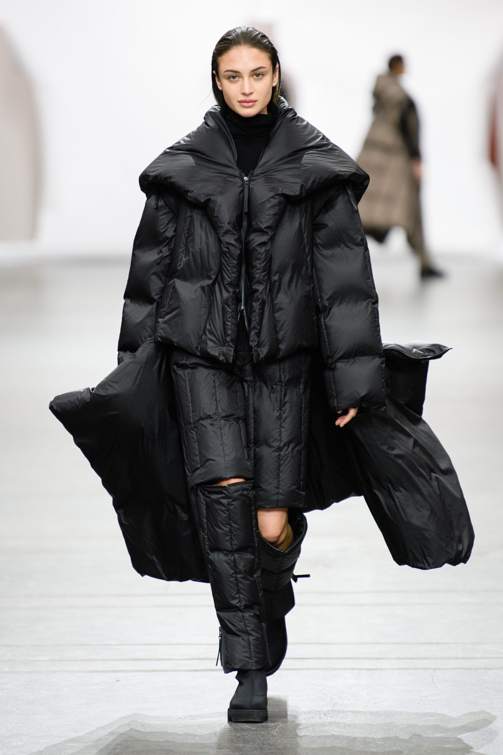 Issey Miyake F/W 20 Look 27