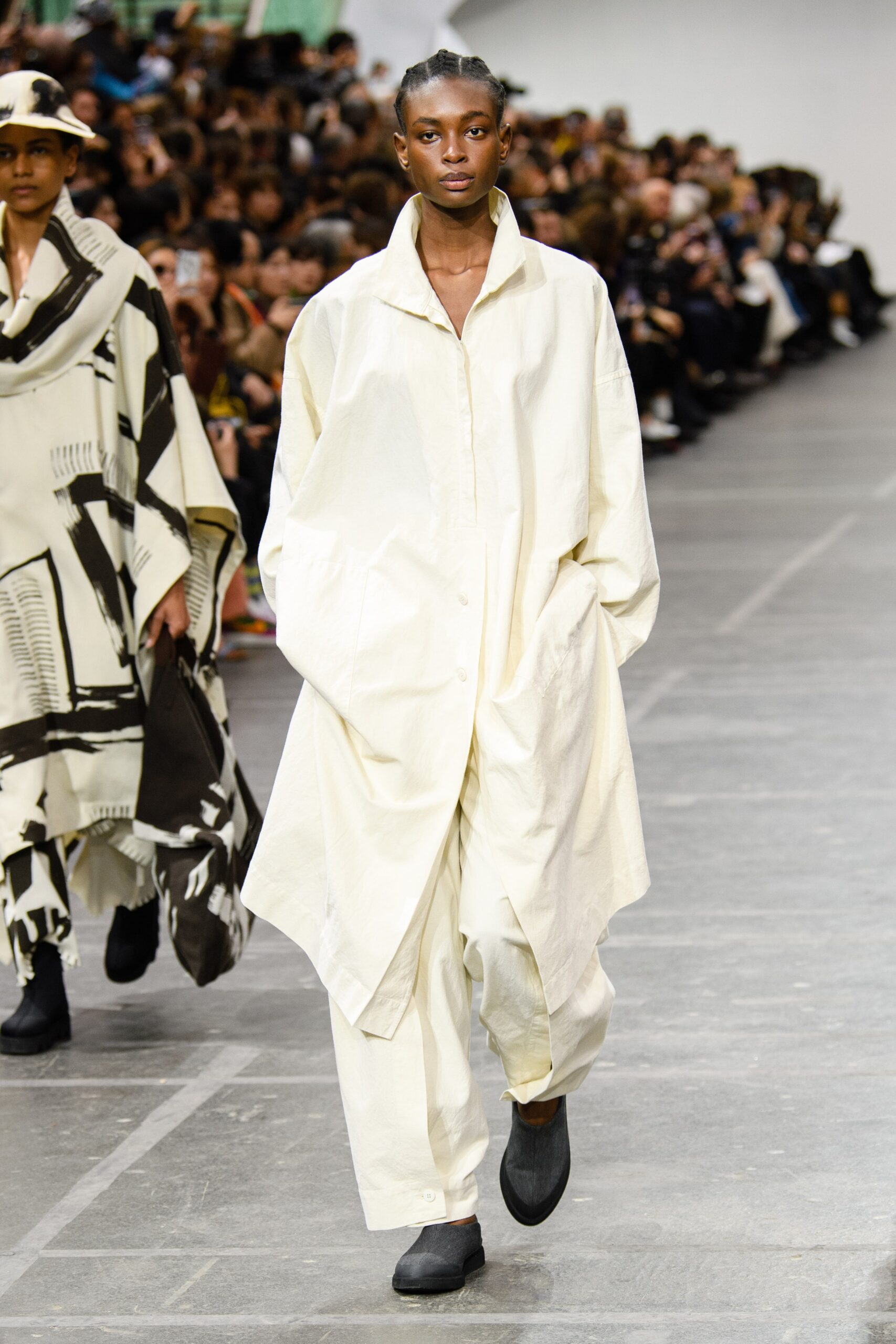 Issey Miyake F/W 20 Look 29