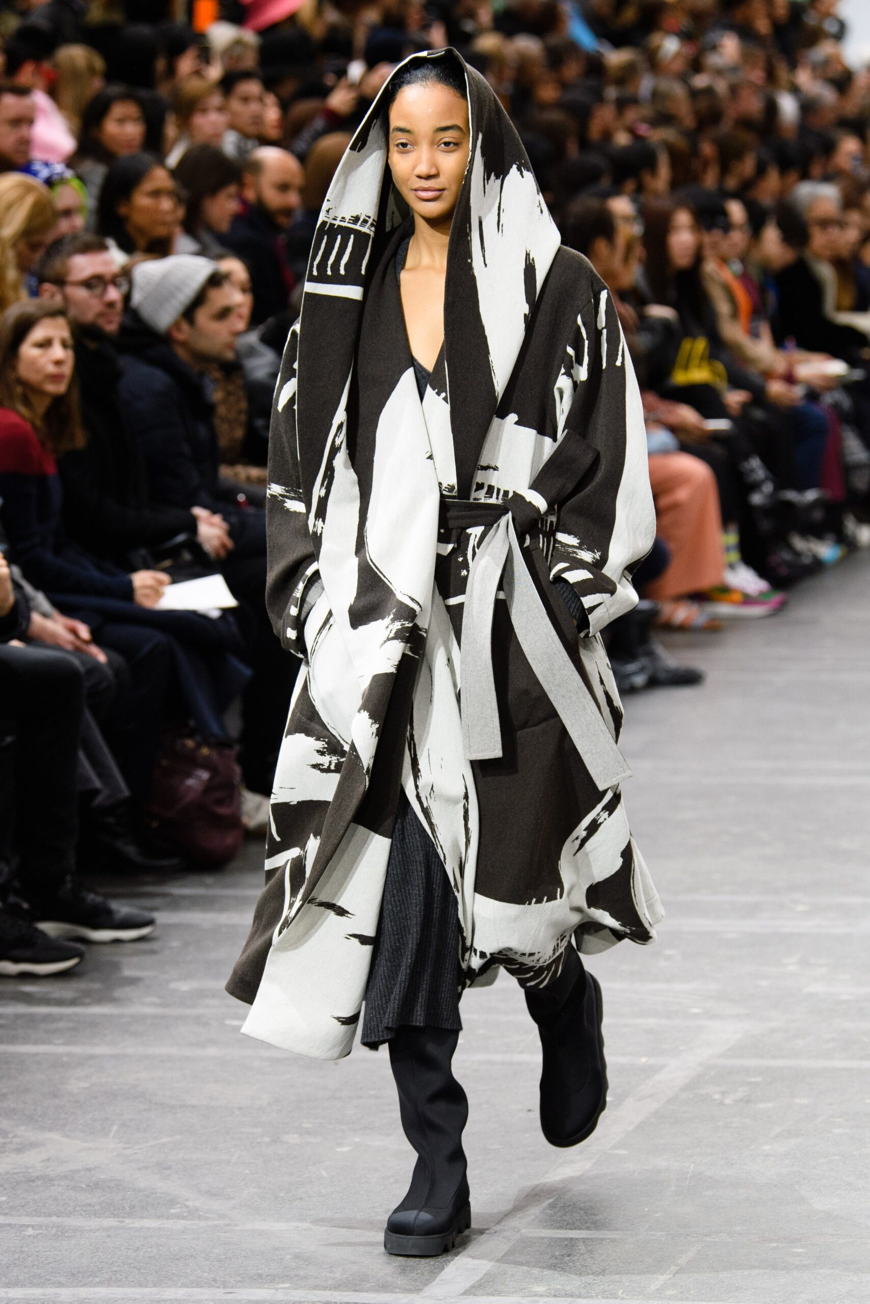 Issey Miyake F/W 20 Look 35