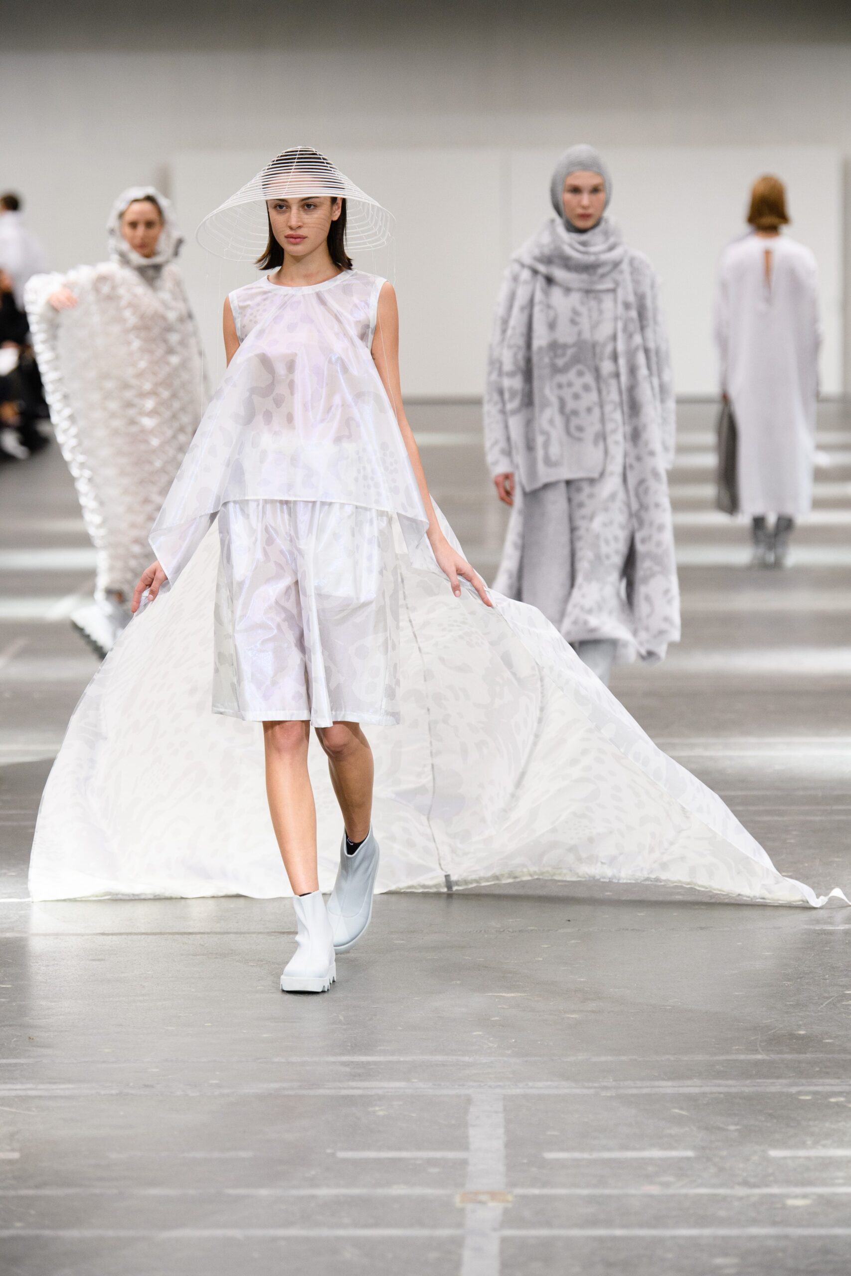 Issey Miyake F/W 20 Look 46