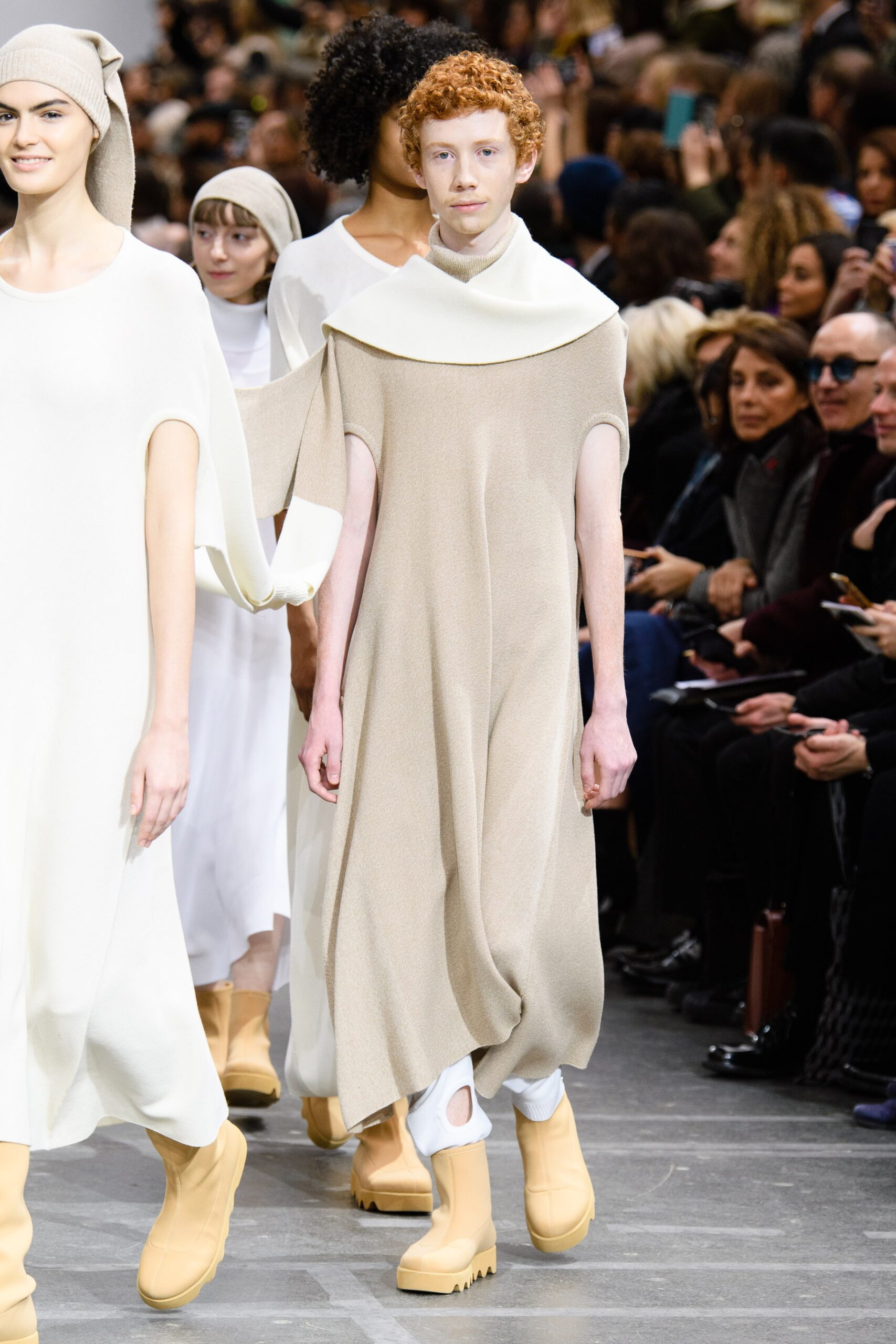 Issey Miyake F/W 20 Look 48