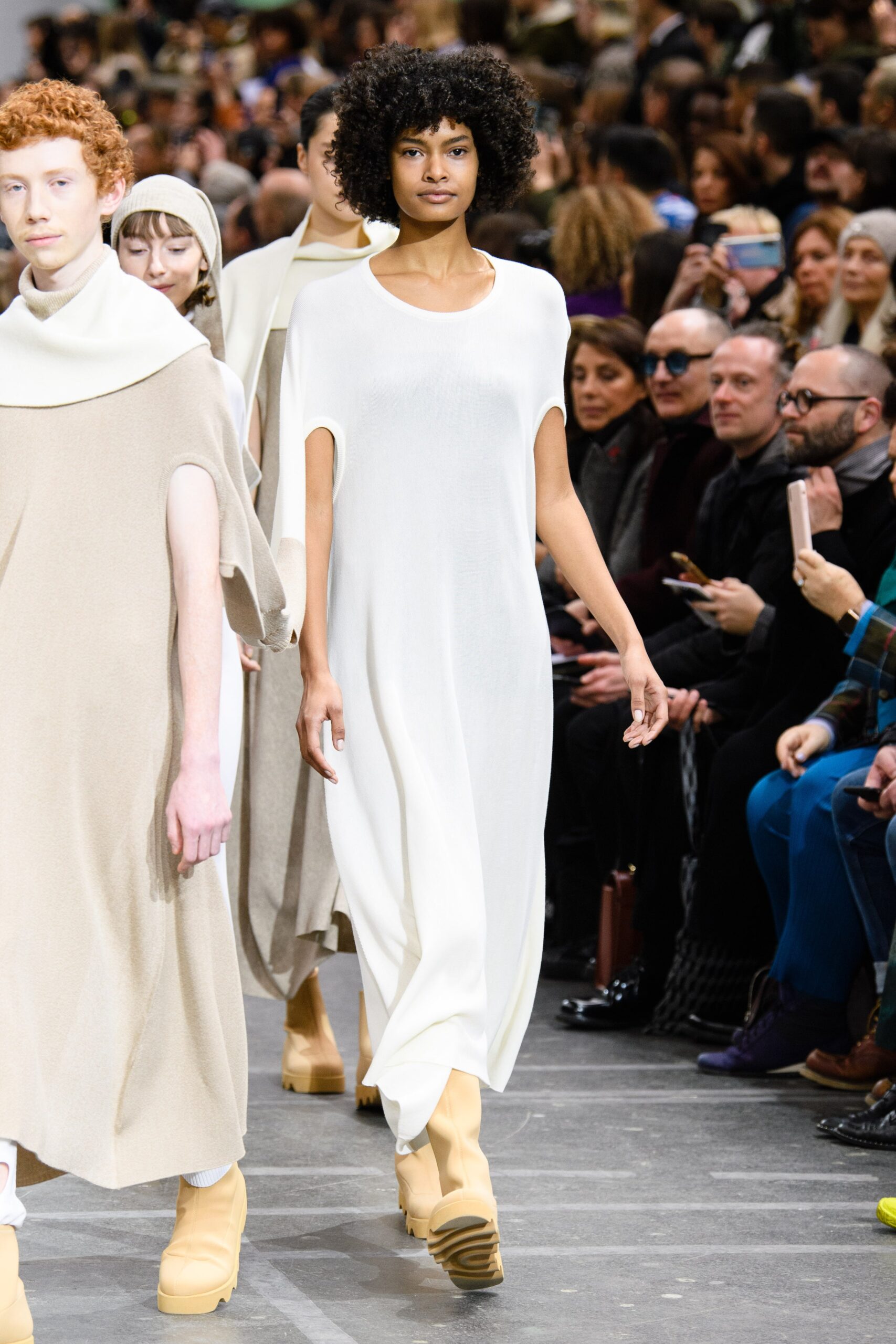 Issey Miyake F/W 20 Look 49