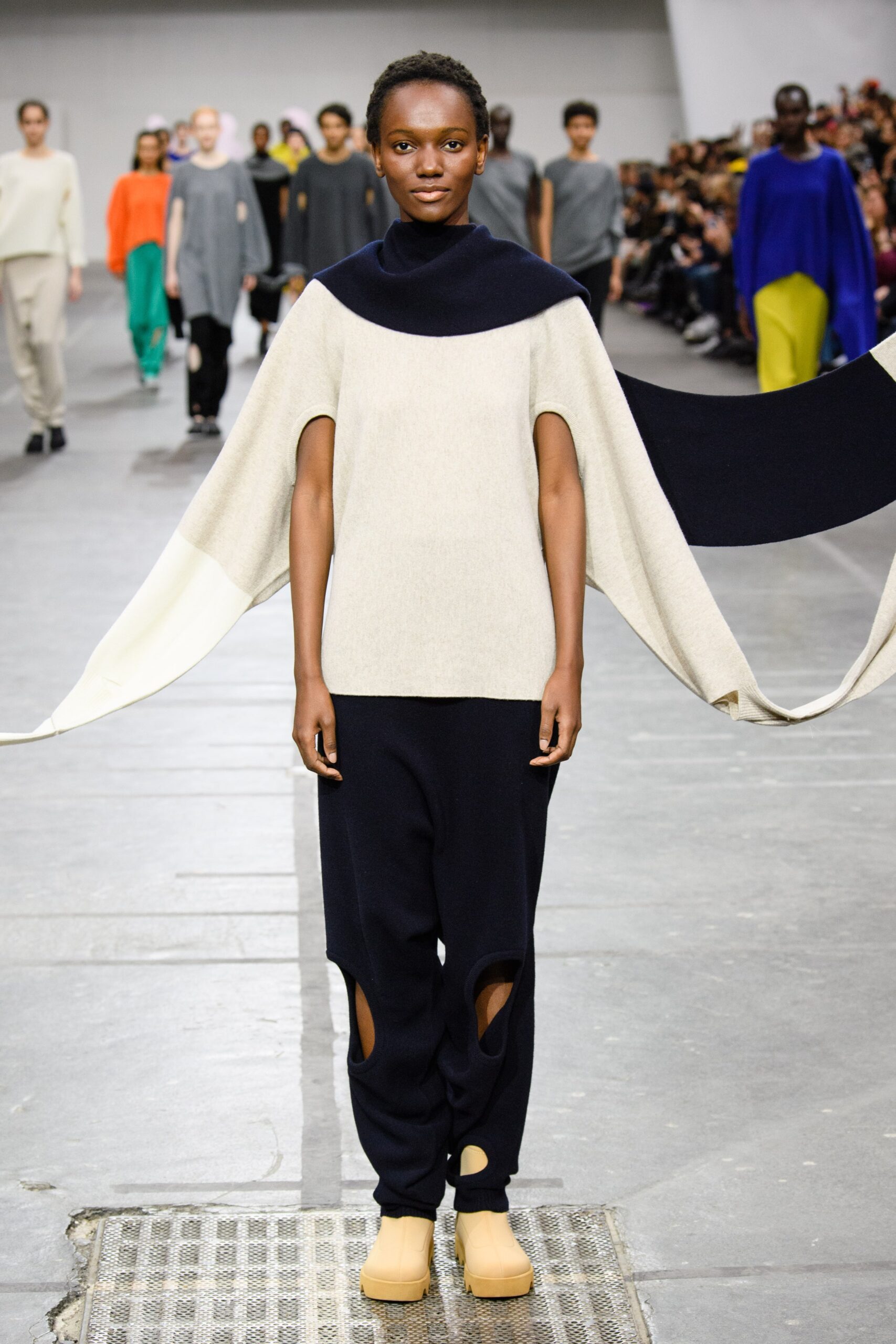 Issey Miyake F/W 20 Look 53