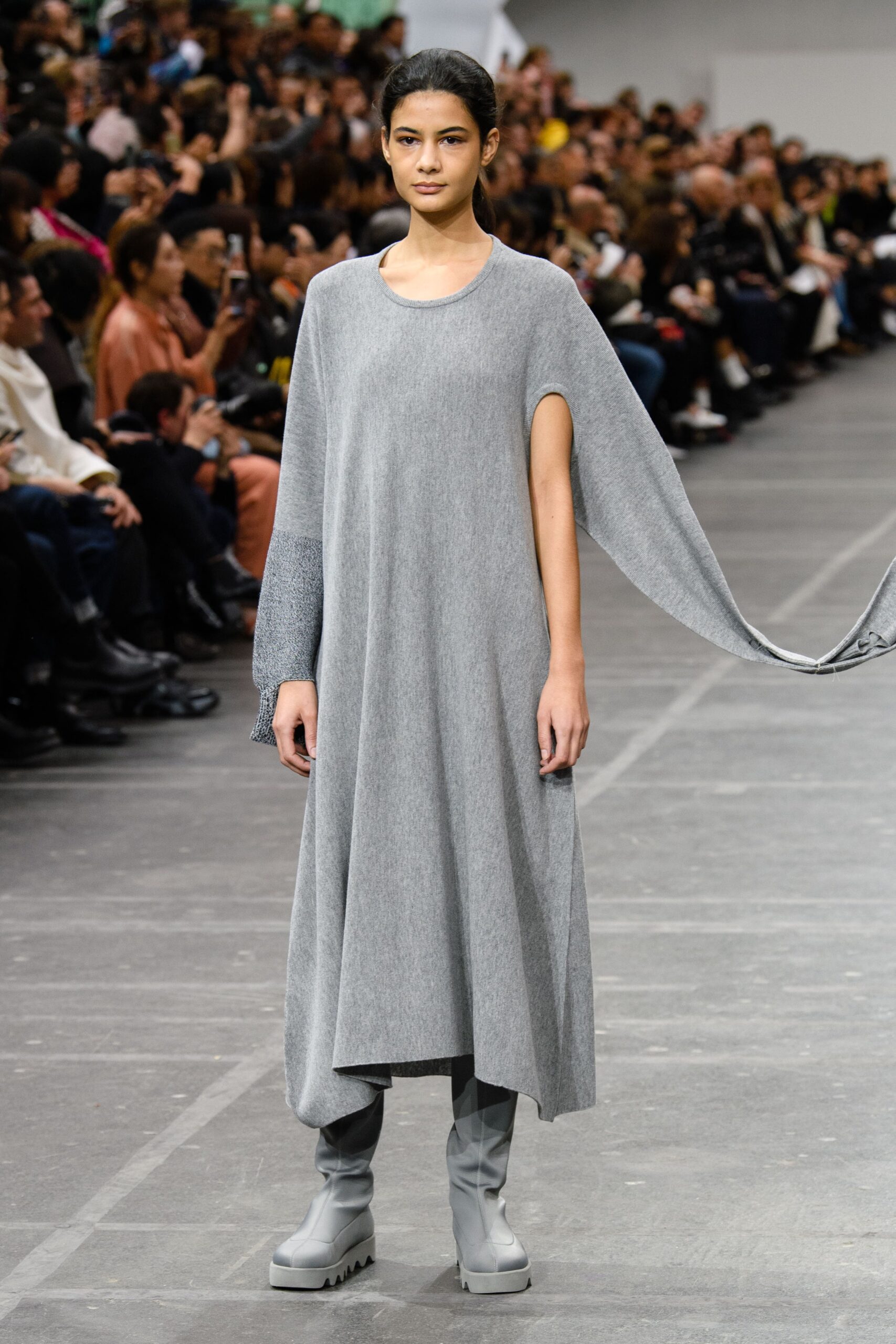 Issey Miyake F/W 20 Look 56