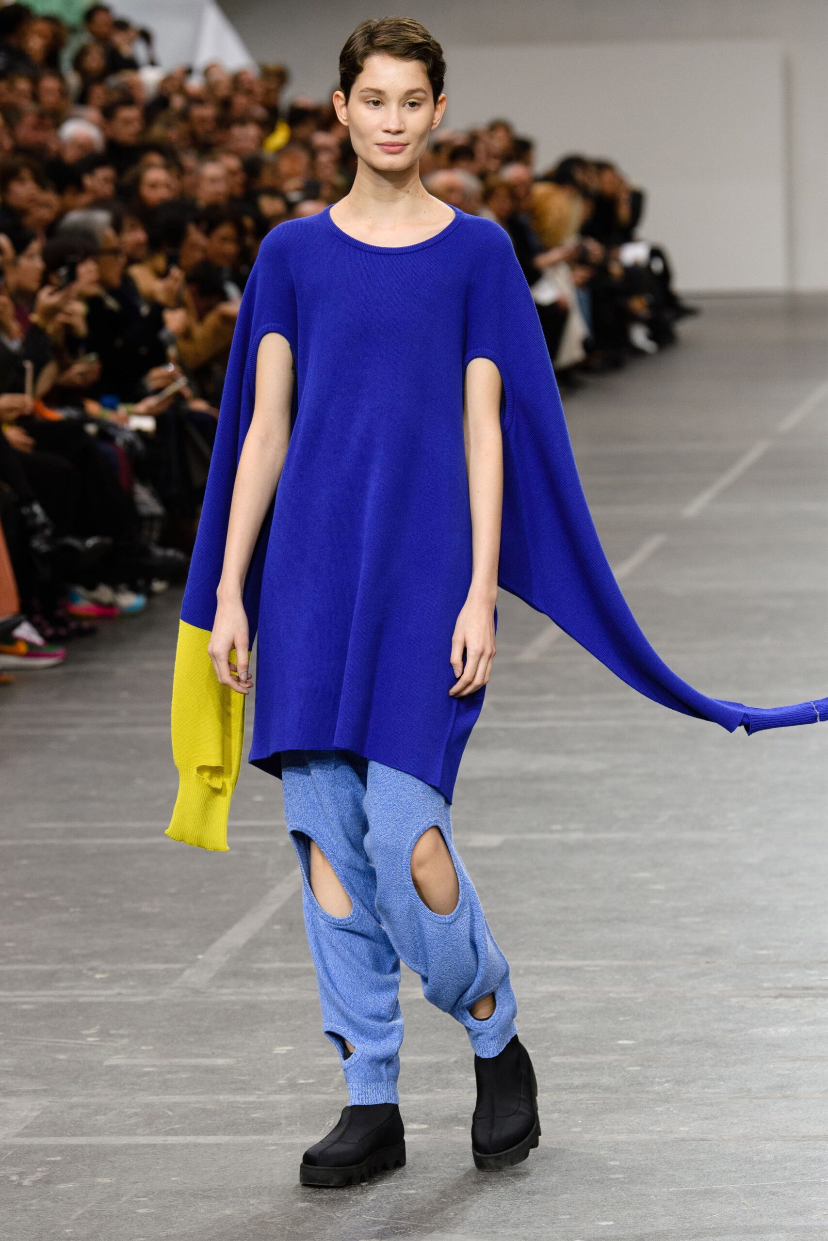 Issey Miyake F/W 20 Look 64