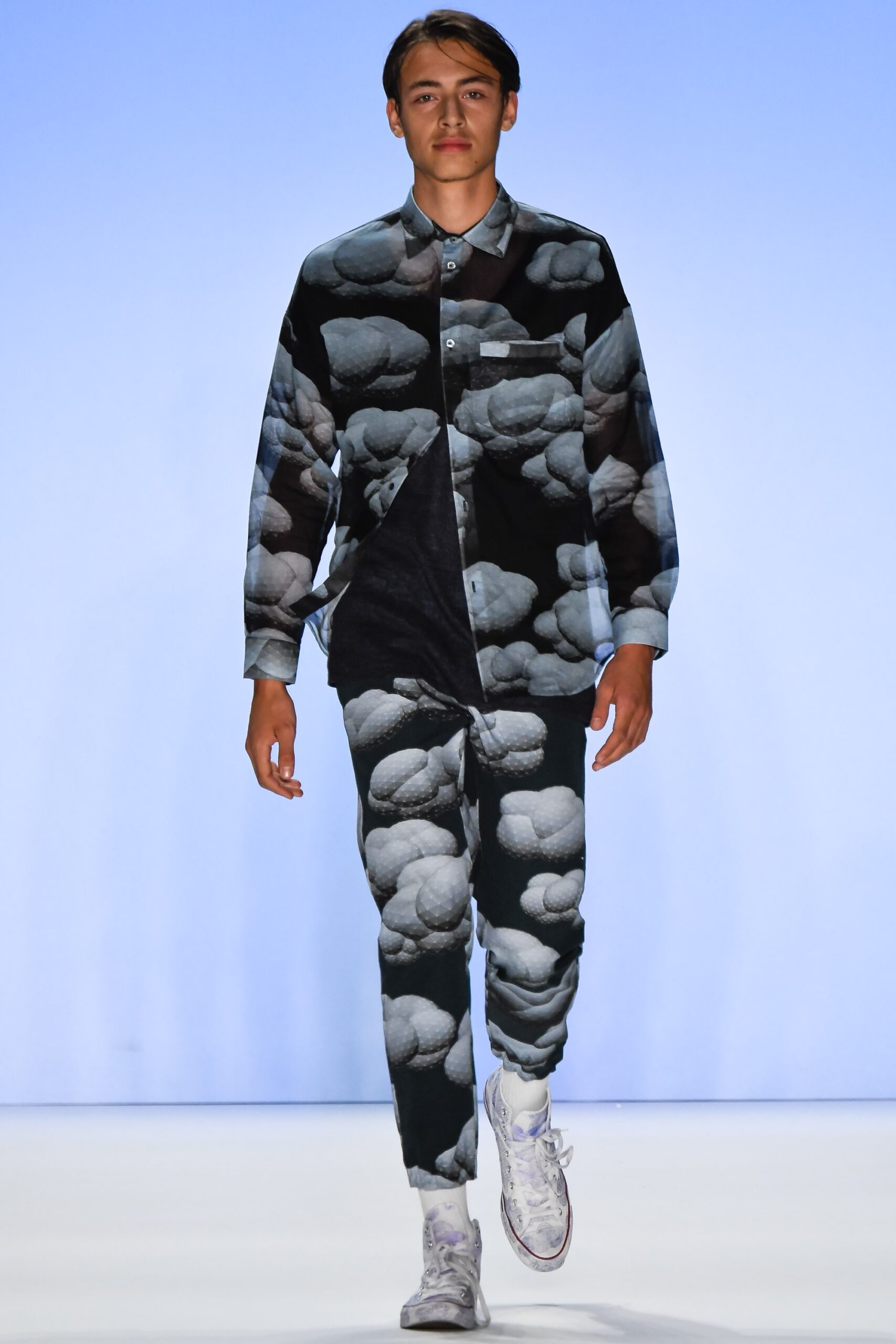 Julian Zigerli Berlin S/S 17 Look 10