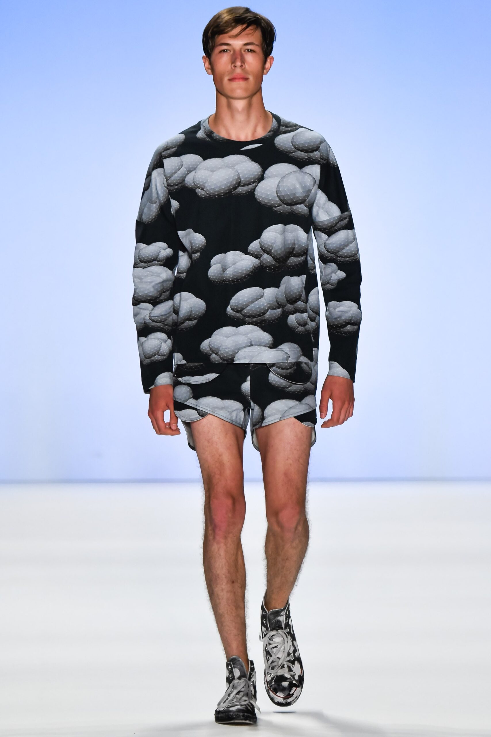 Julian Zigerli Berlin S/S 17 Look 11