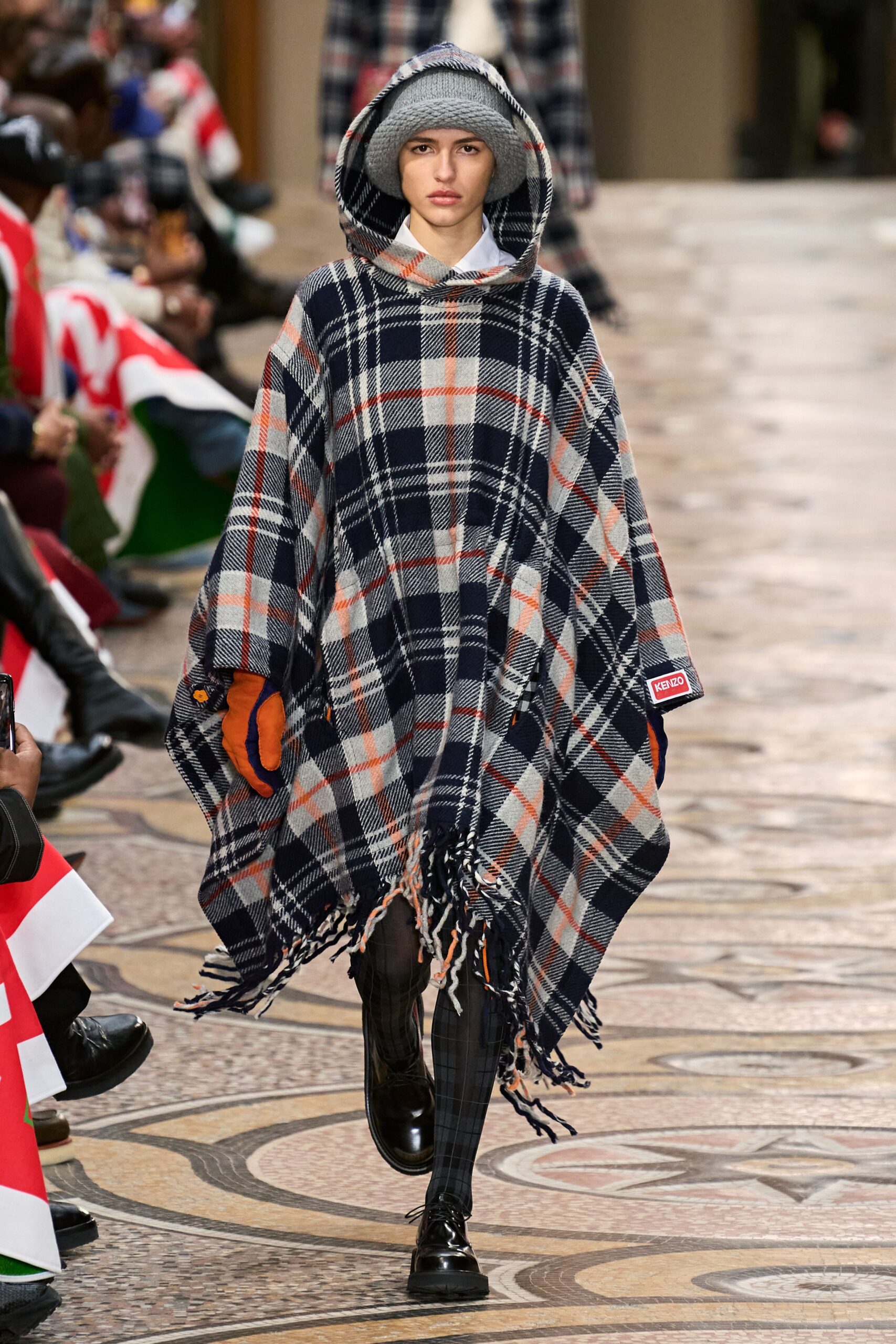 Kenzo F/W 22 Look 1