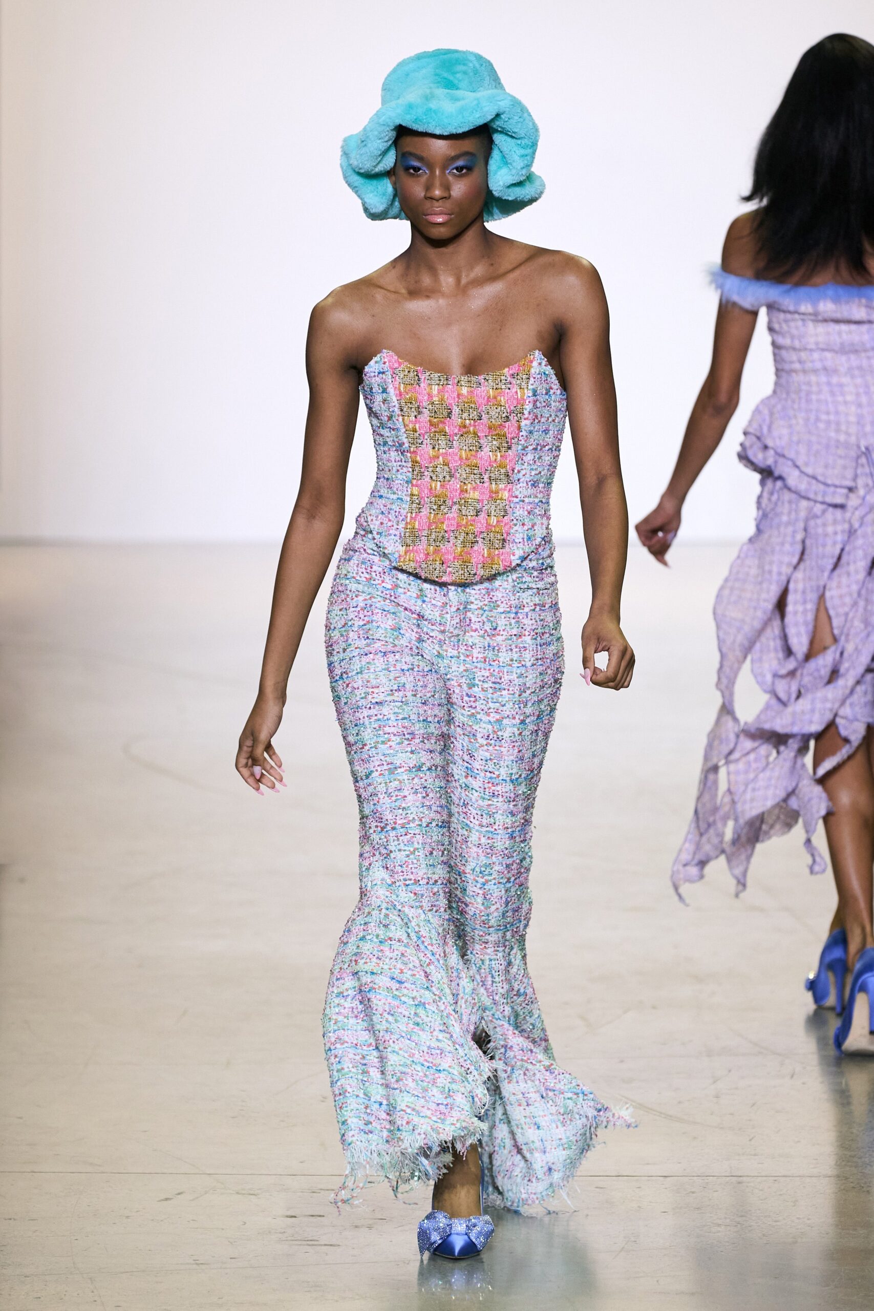 Kim Shui F/W 22 Look 3