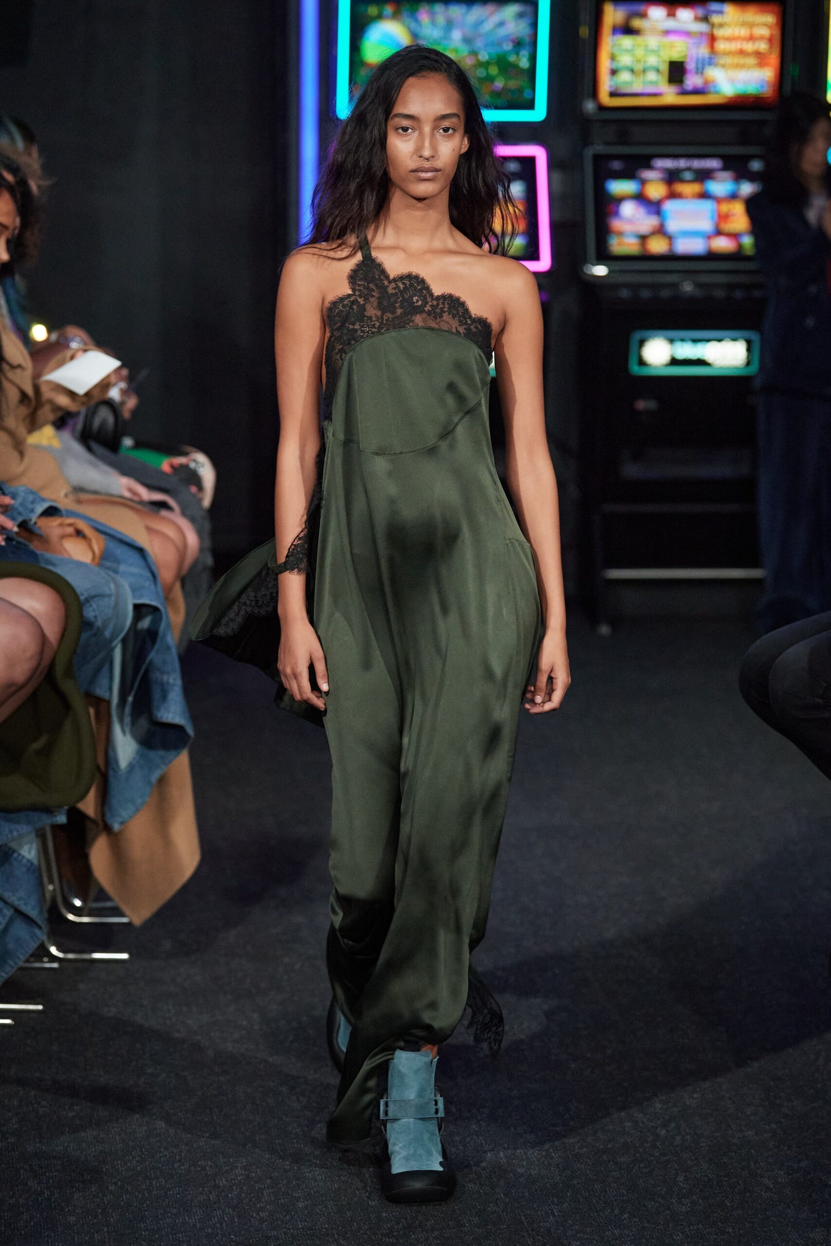 JW Anderson S/S 23 Look 3