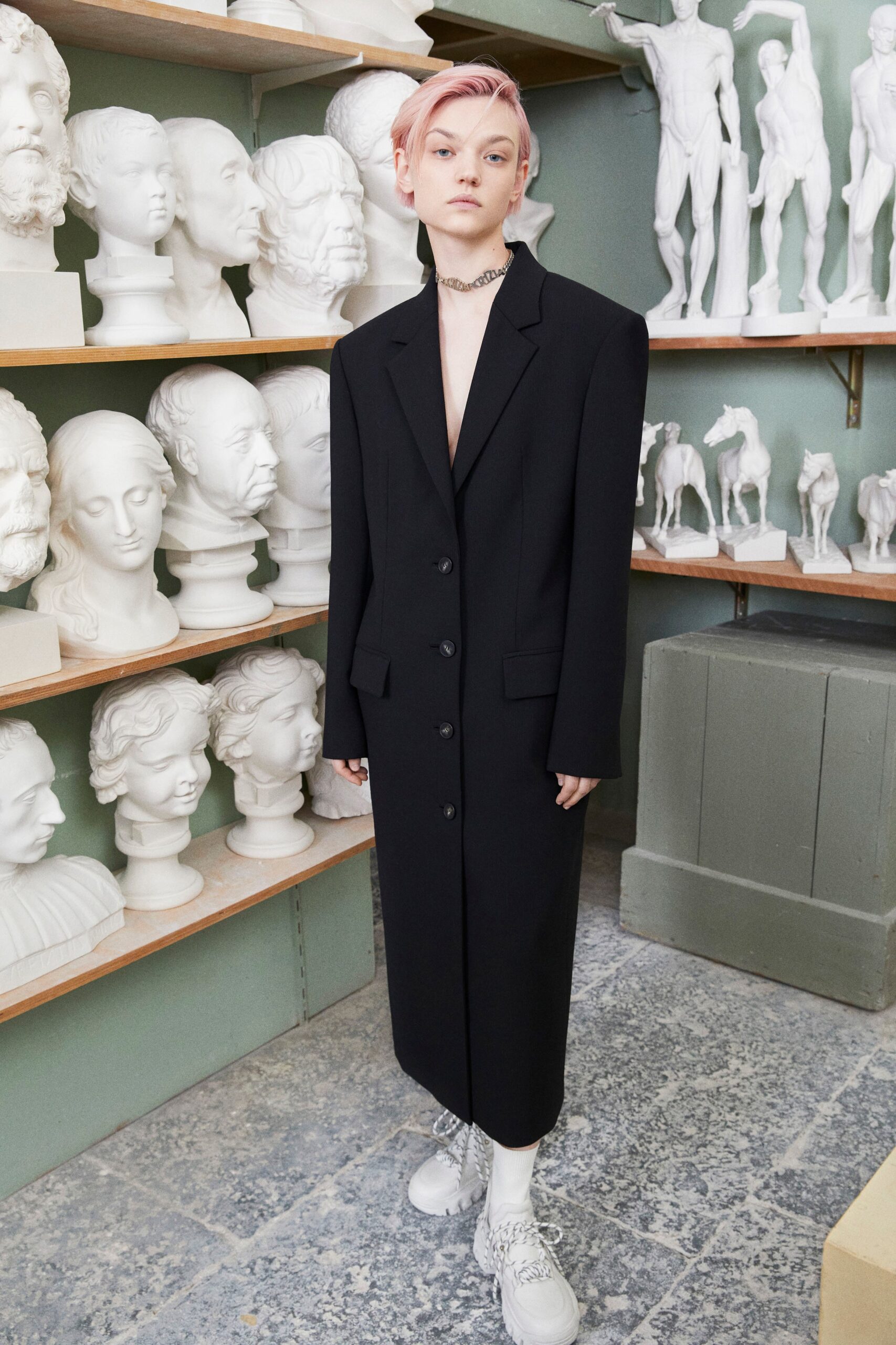 K Krizia F/W 22 Look 3