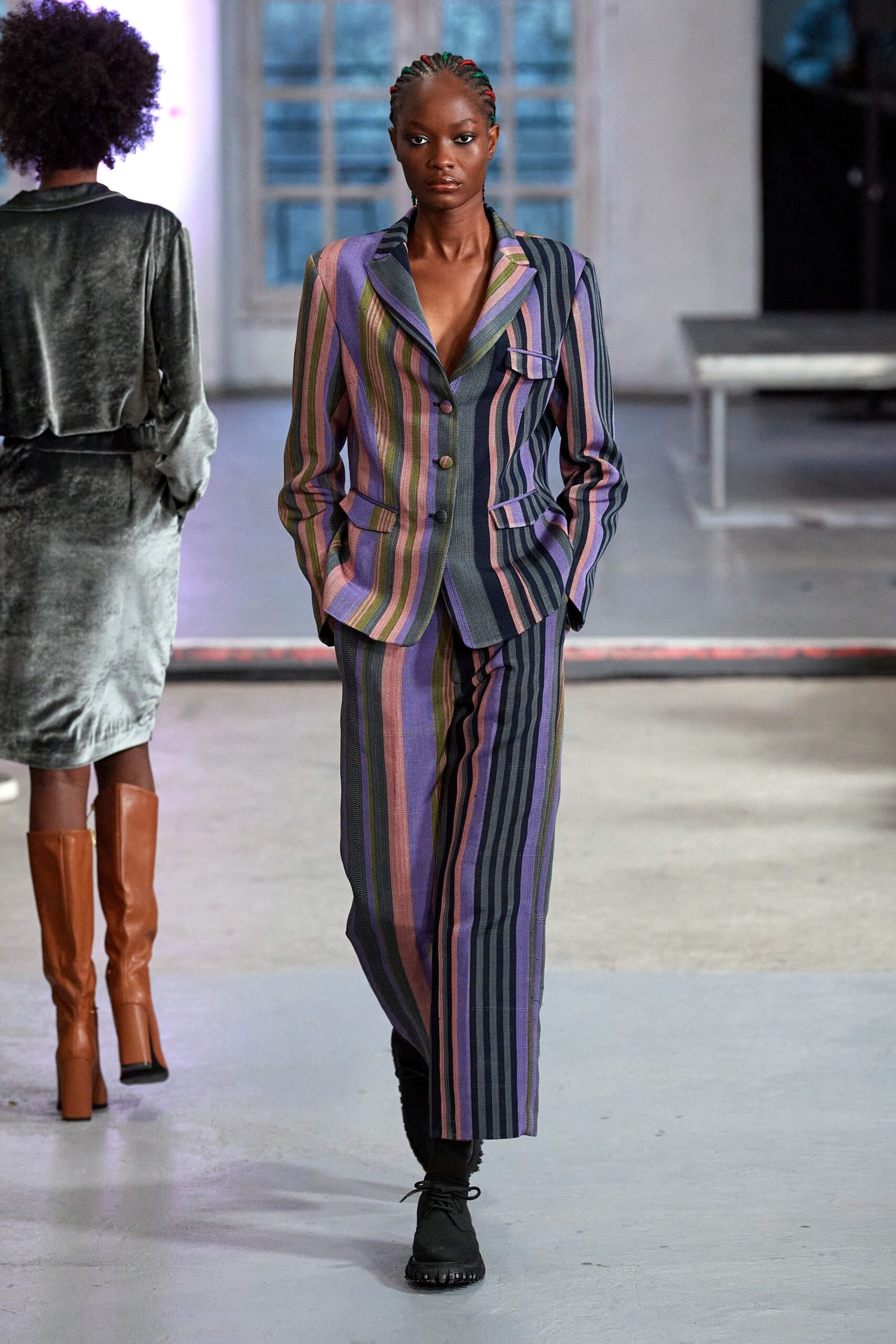 Kenneth Ize F/W 22 Look 3